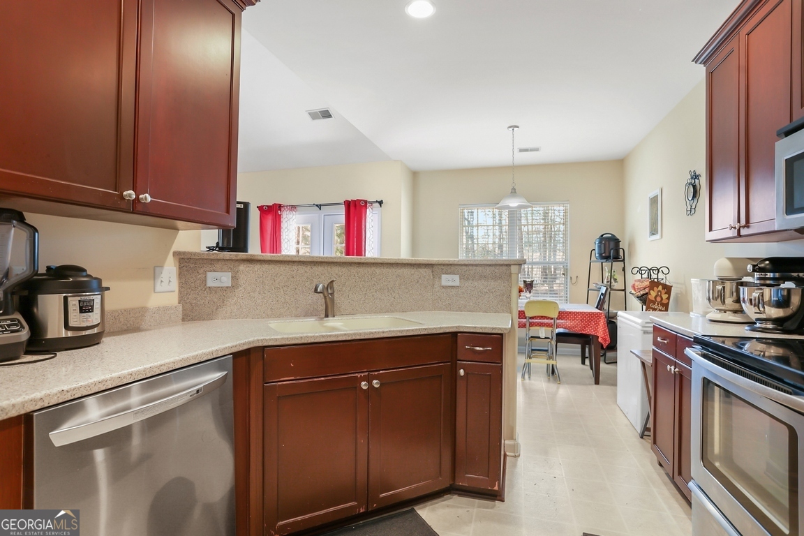 158 Willow Point Circle Savannah GA 31407