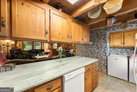 481 Leona Lane Cleveland GA 30528