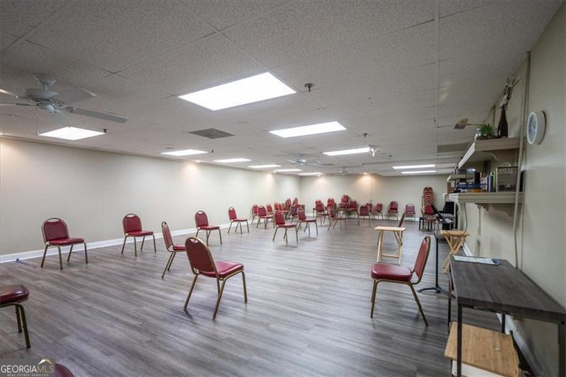 300 Johnson Ferry Road NE Atlanta GA 30328