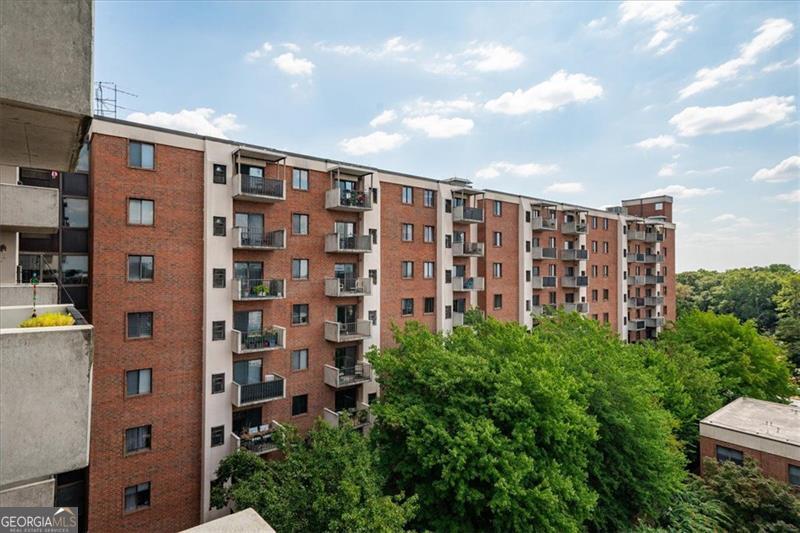 300 Johnson Ferry Road NE Atlanta GA 30328