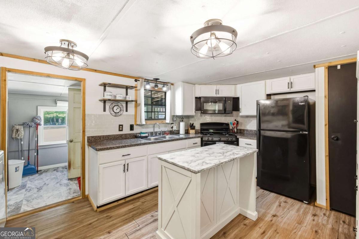80 Leggett Road Dallas GA 30157