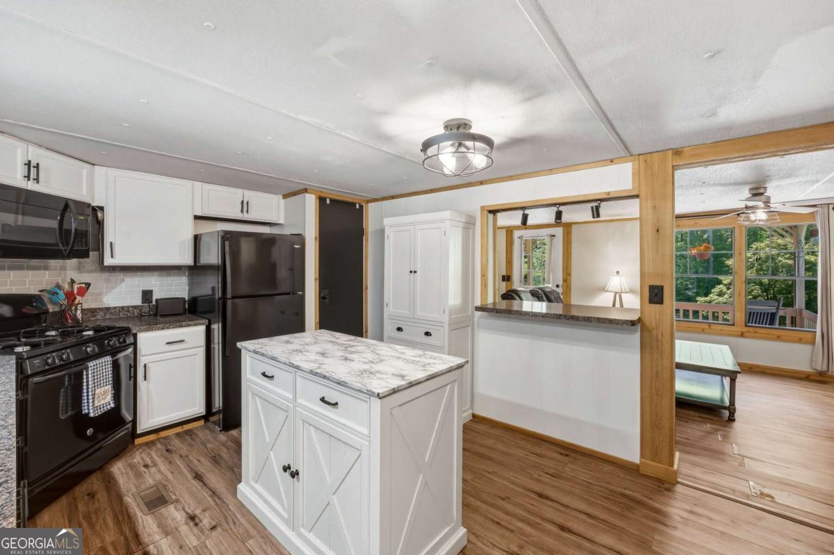80 Leggett Road Dallas GA 30157