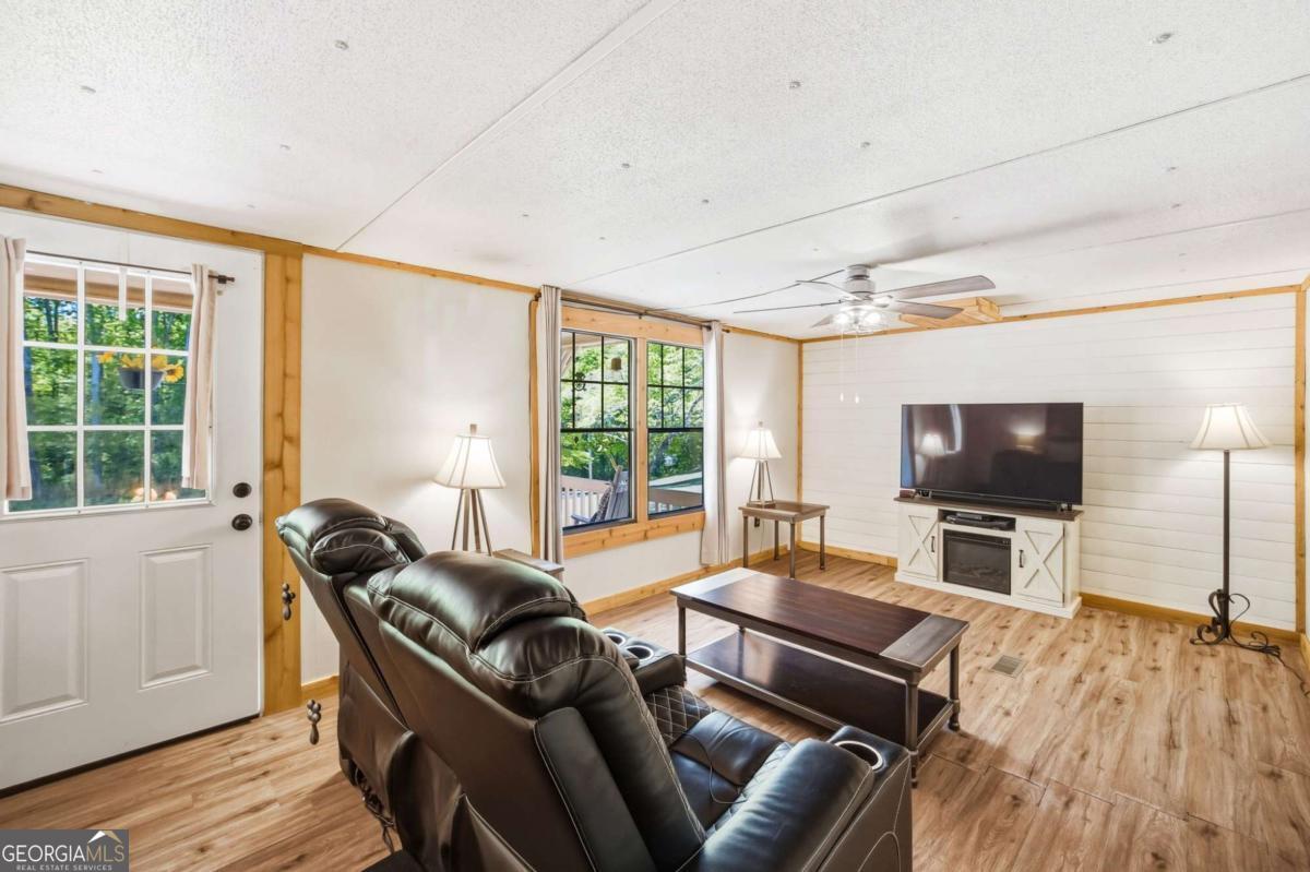 80 Leggett Road Dallas GA 30157