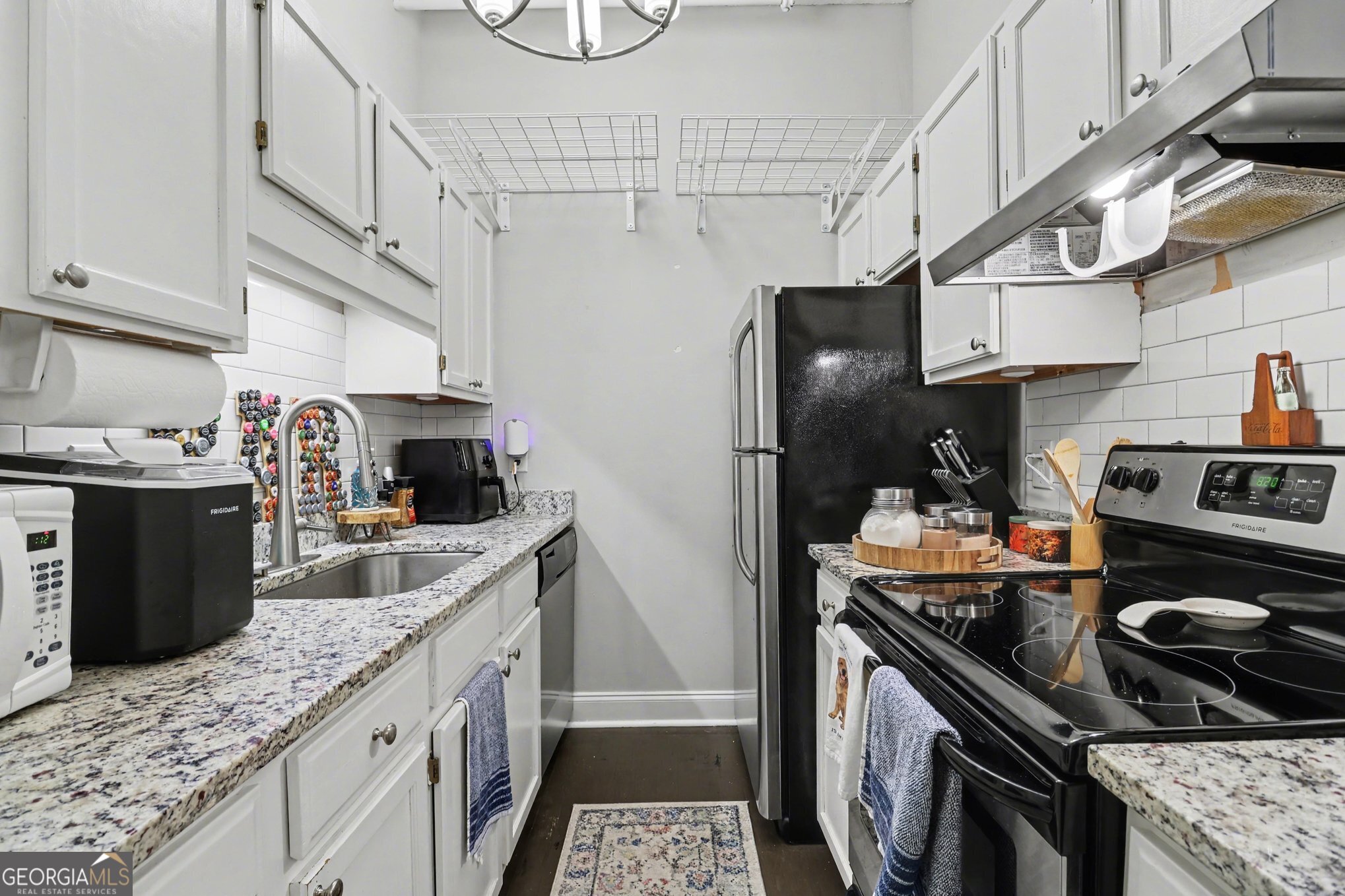 32 Peachtree Street NW Atlanta GA 30303