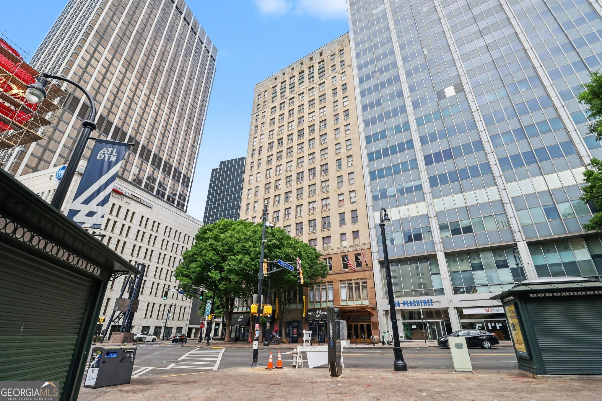 32 Peachtree Street NW Atlanta GA 30303