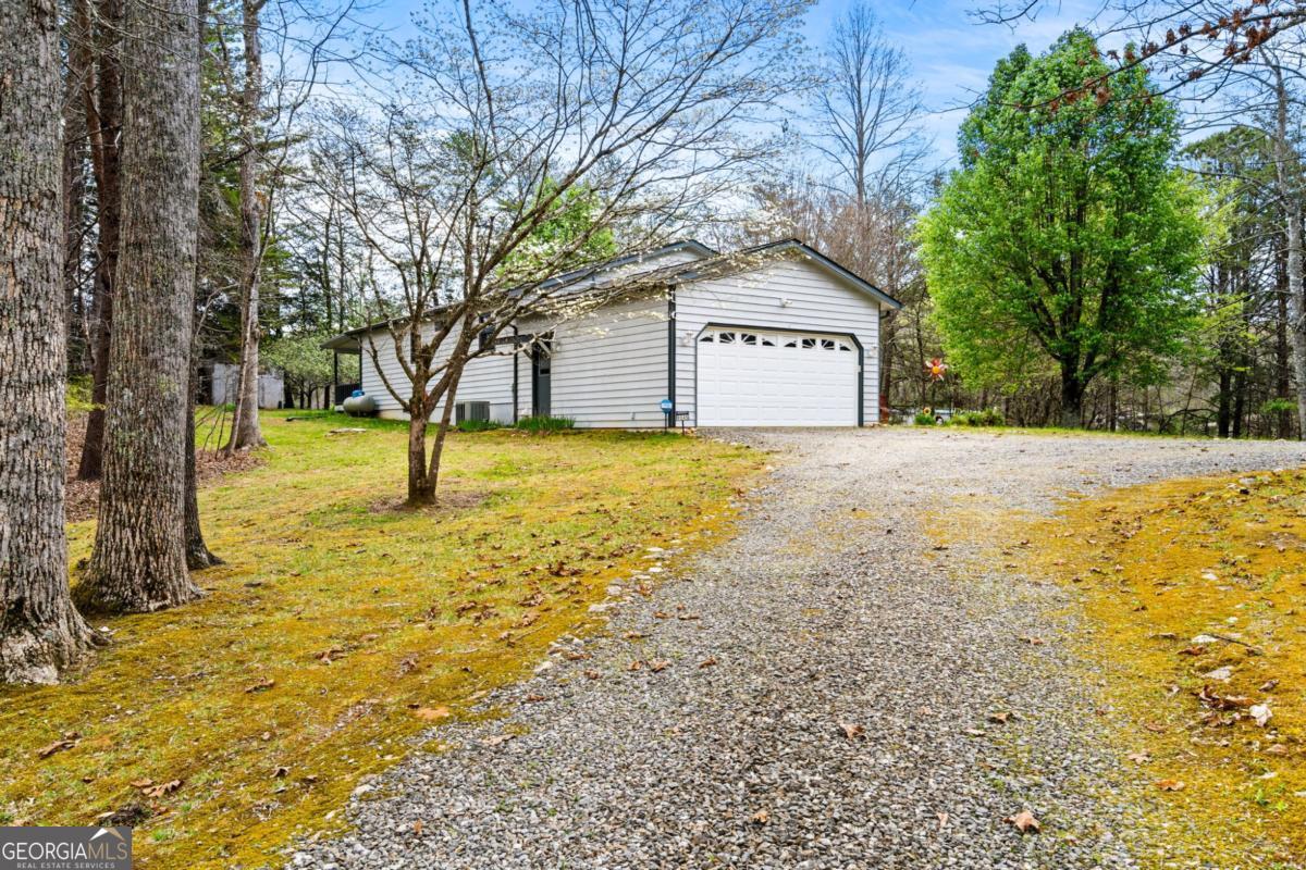 9045 Betty Jo Circle Young Harris GA 30582