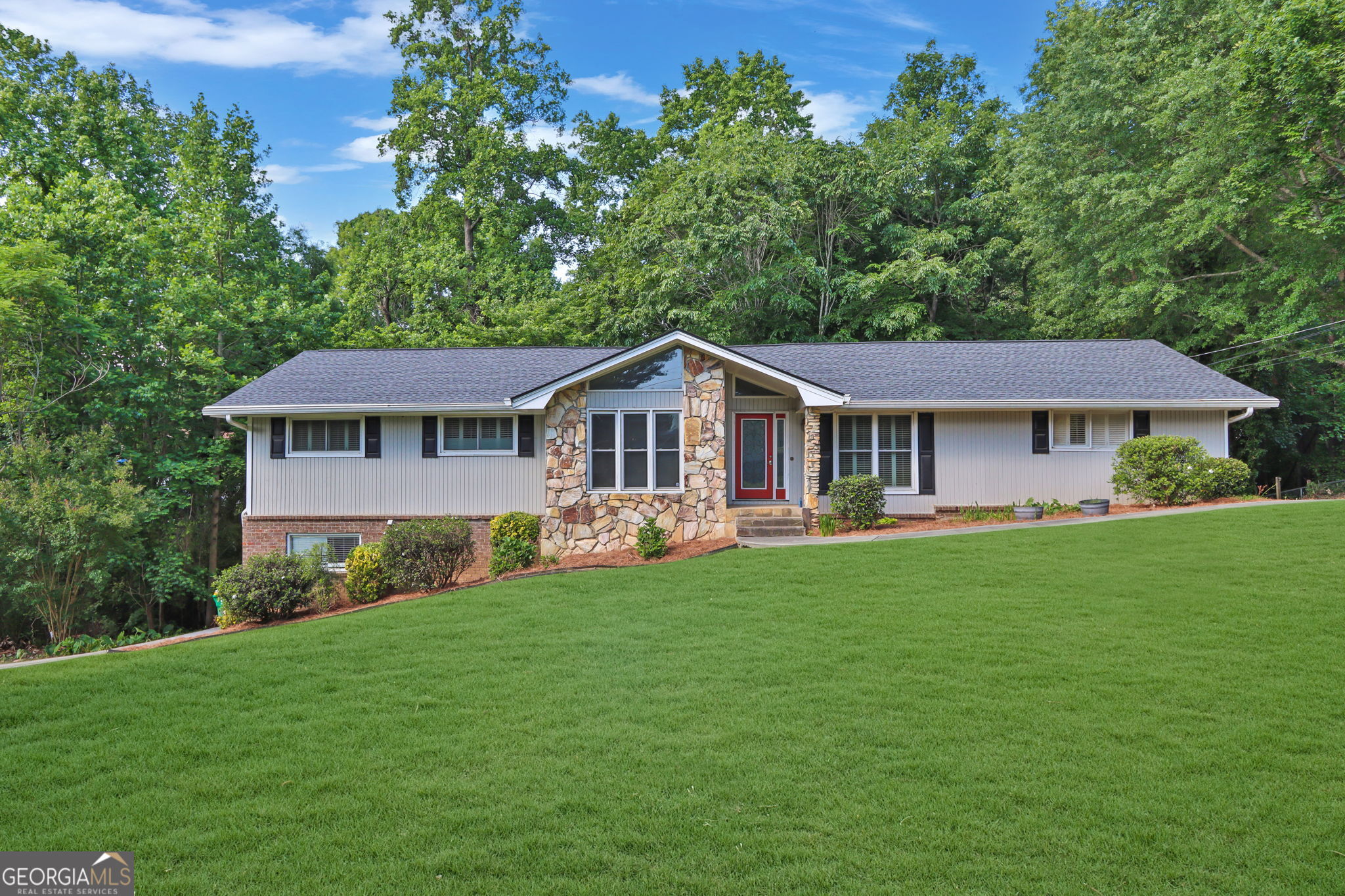 3847 Viking Court Atlanta GA 30360
