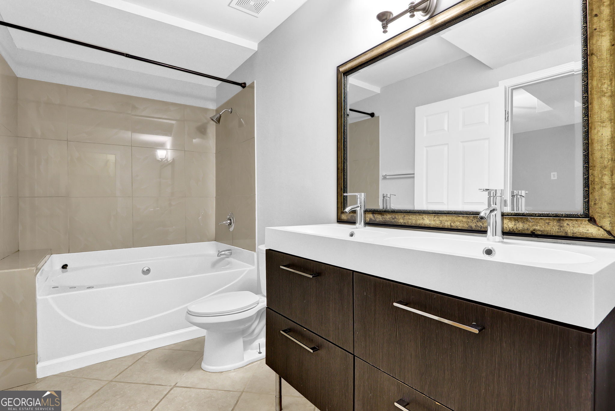 3847 Viking Court Atlanta GA 30360