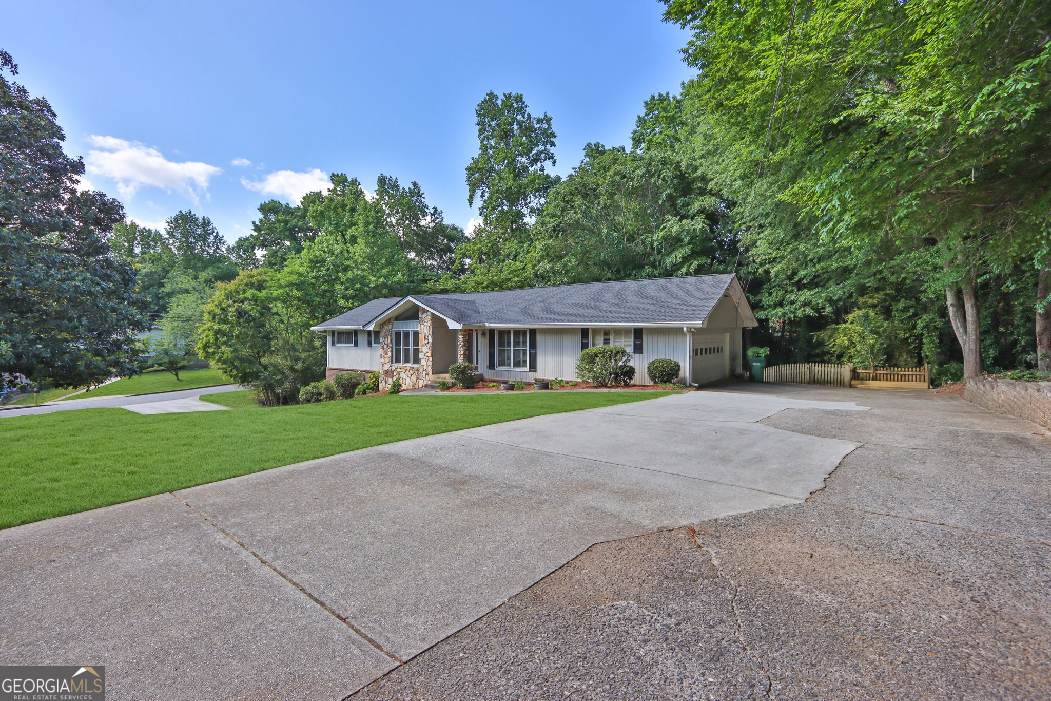 3847 Viking Court Atlanta GA 30360