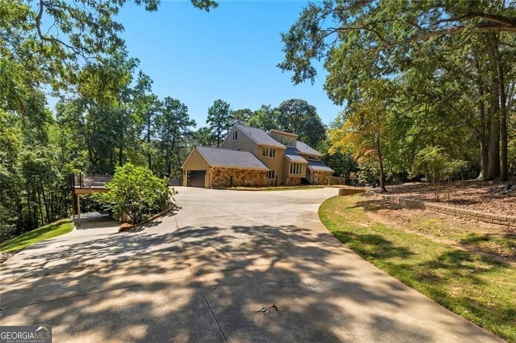 3680 Lamplighter Cove Road Gainesville GA 30504