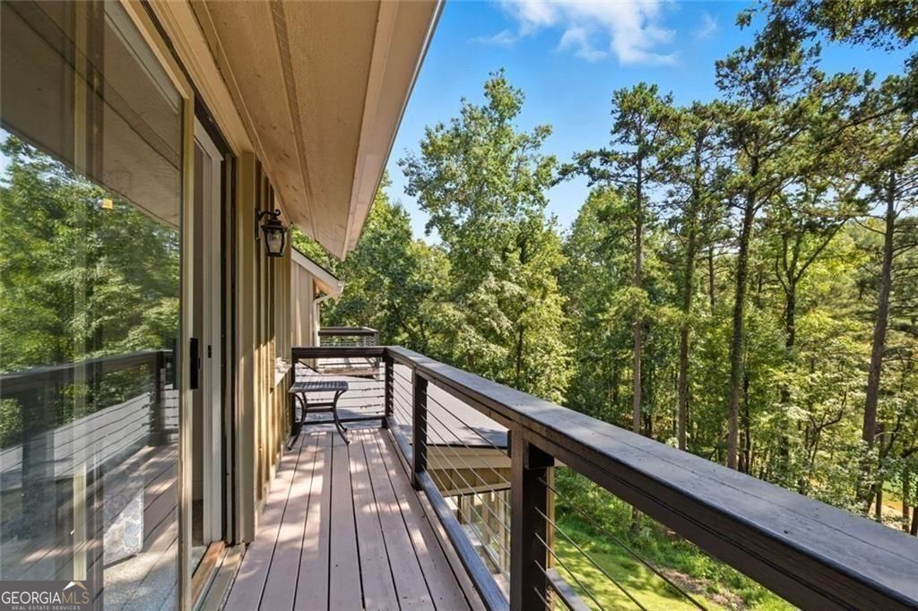 3680 Lamplighter Cove Road Gainesville GA 30504