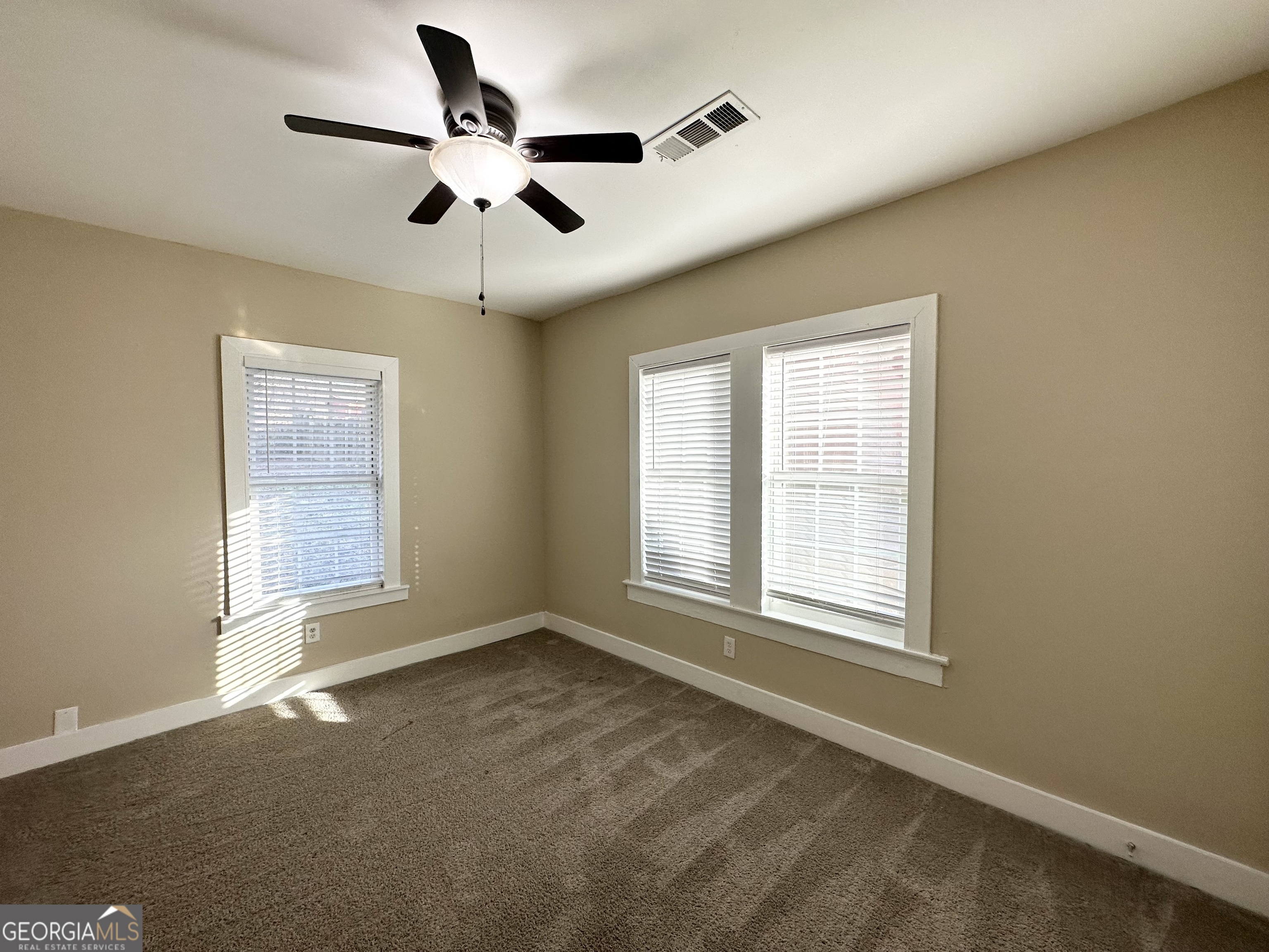555 Holly Street NW Atlanta GA 30318