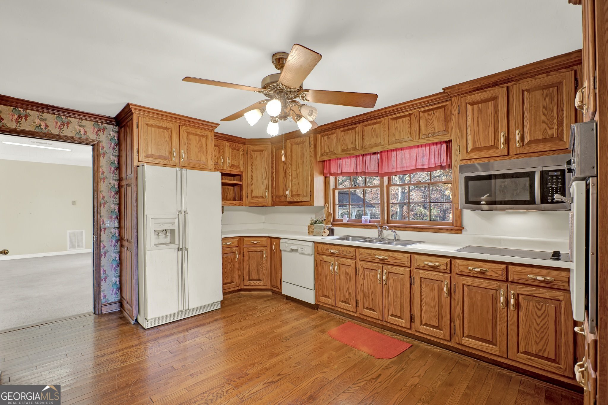 104 E Valley Road NE Rydal GA 30171