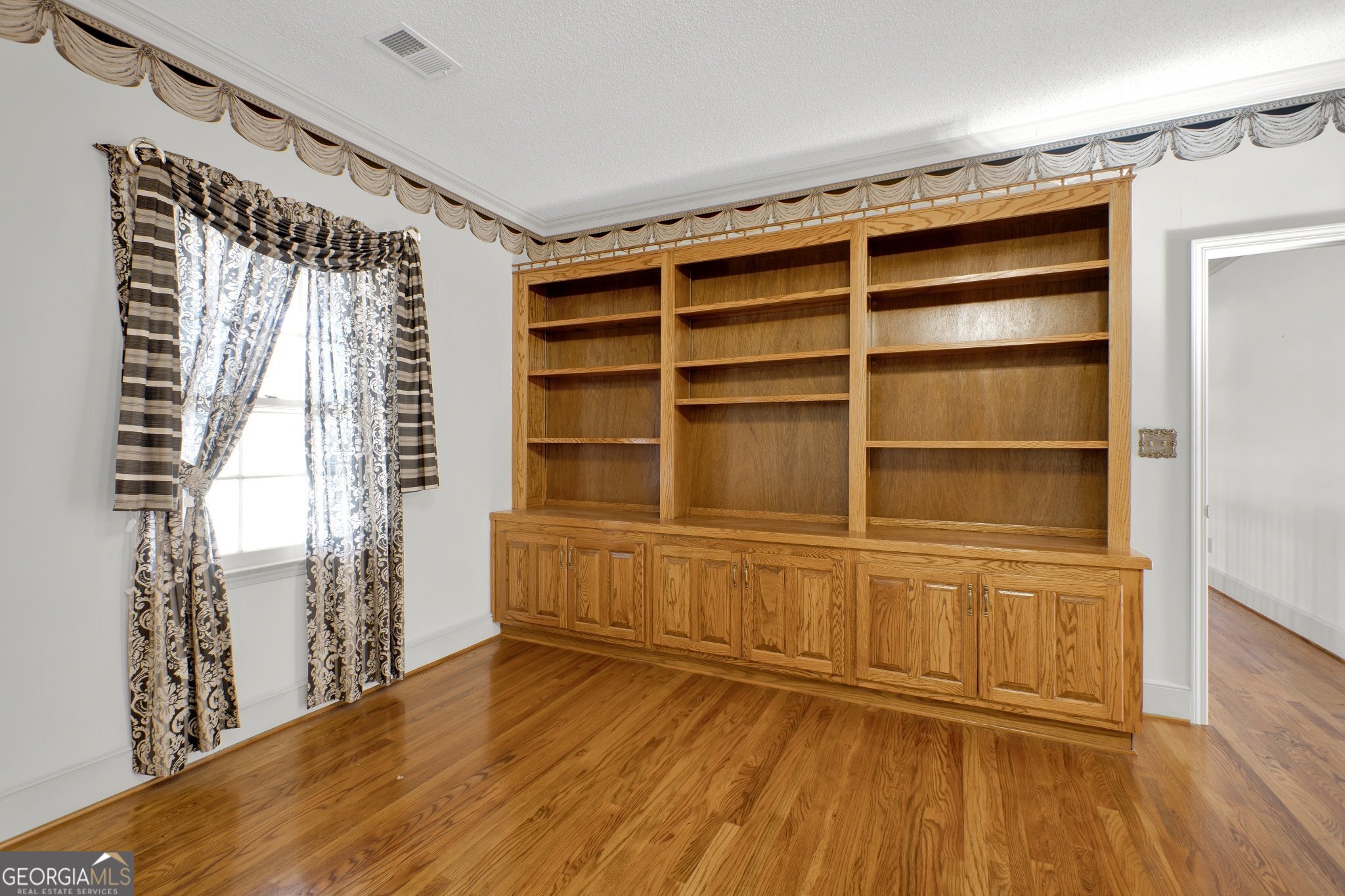 104 E Valley Road NE Rydal GA 30171