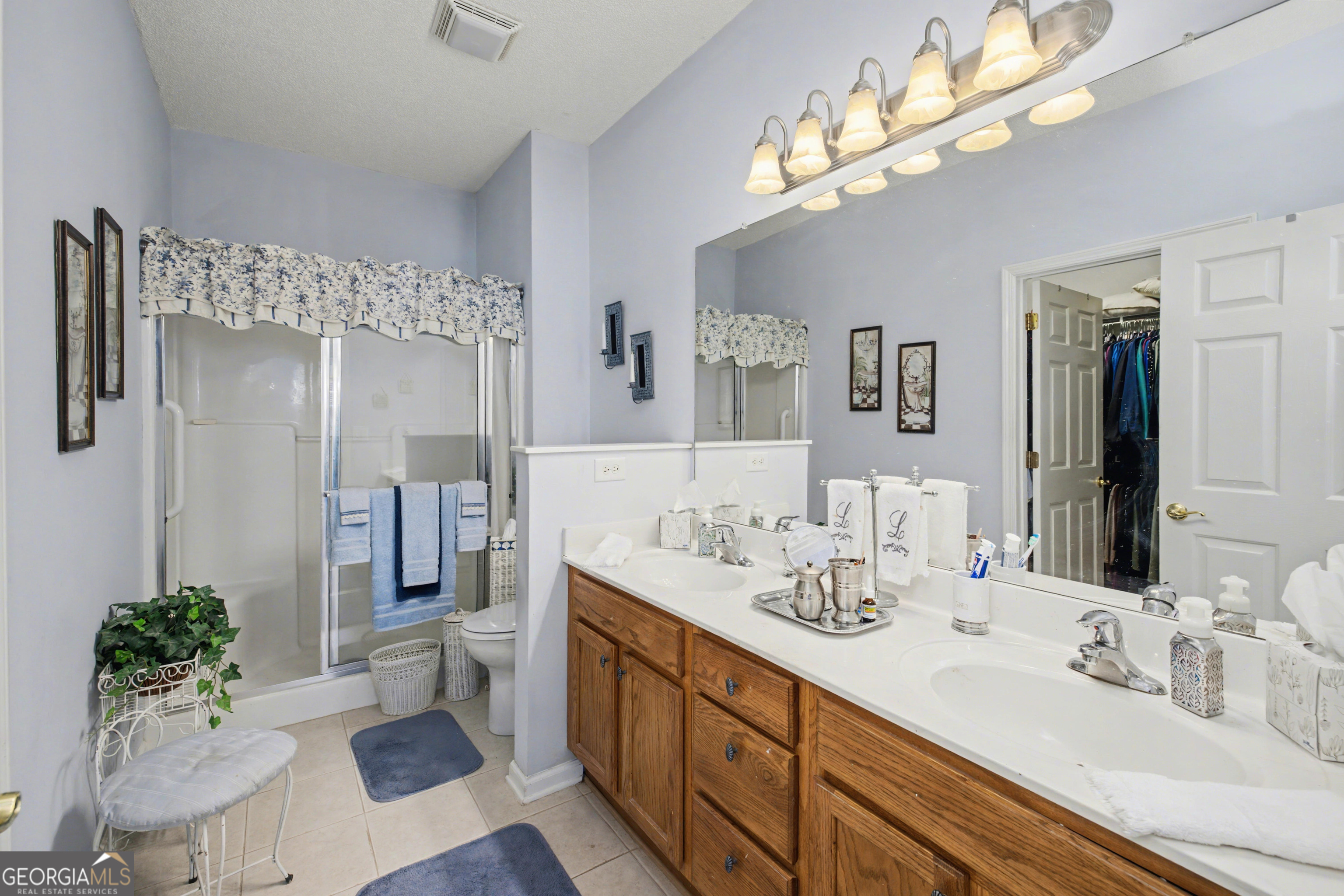 28 Vista Bella Way Newnan GA 30265