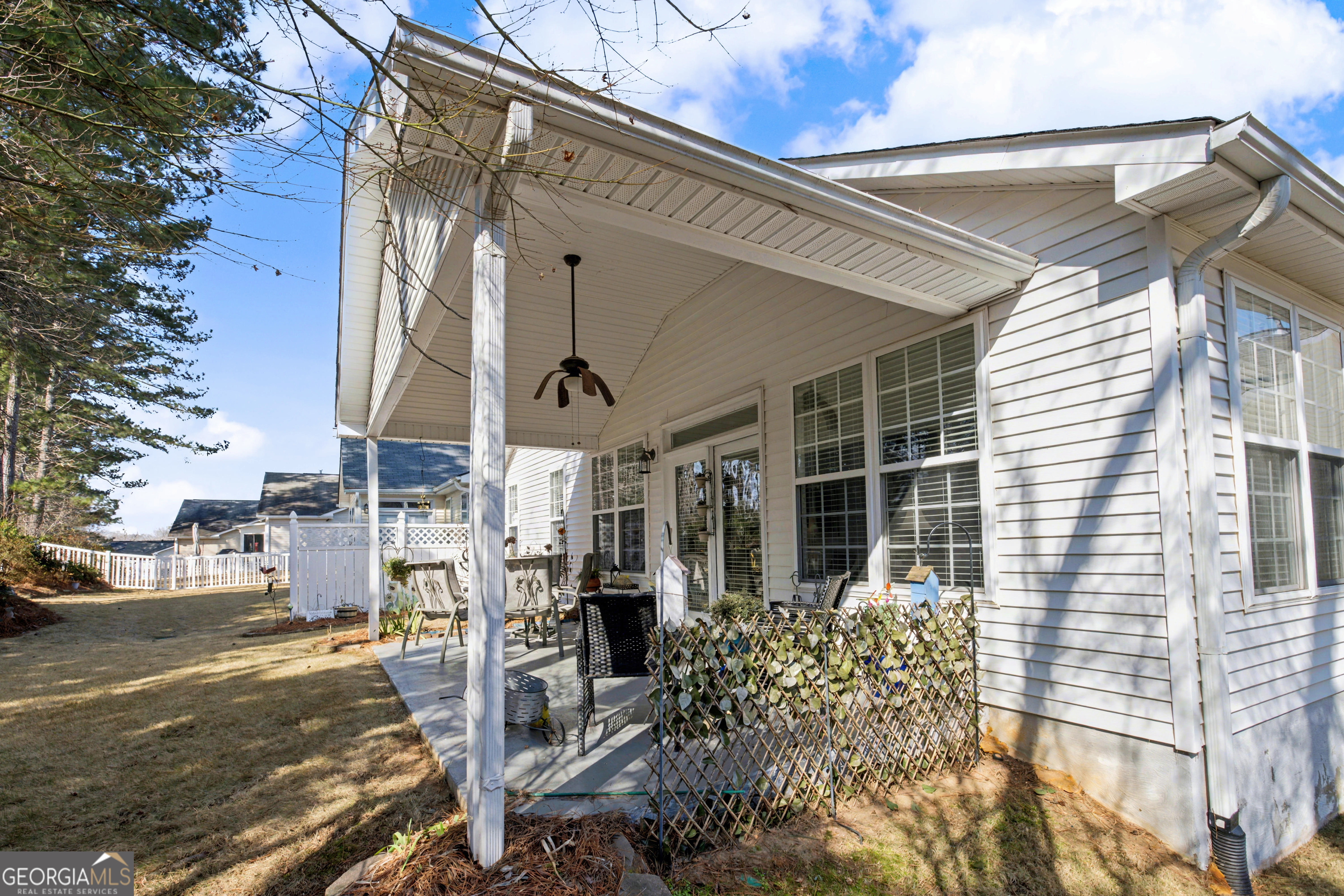 28 Vista Bella Way Newnan GA 30265