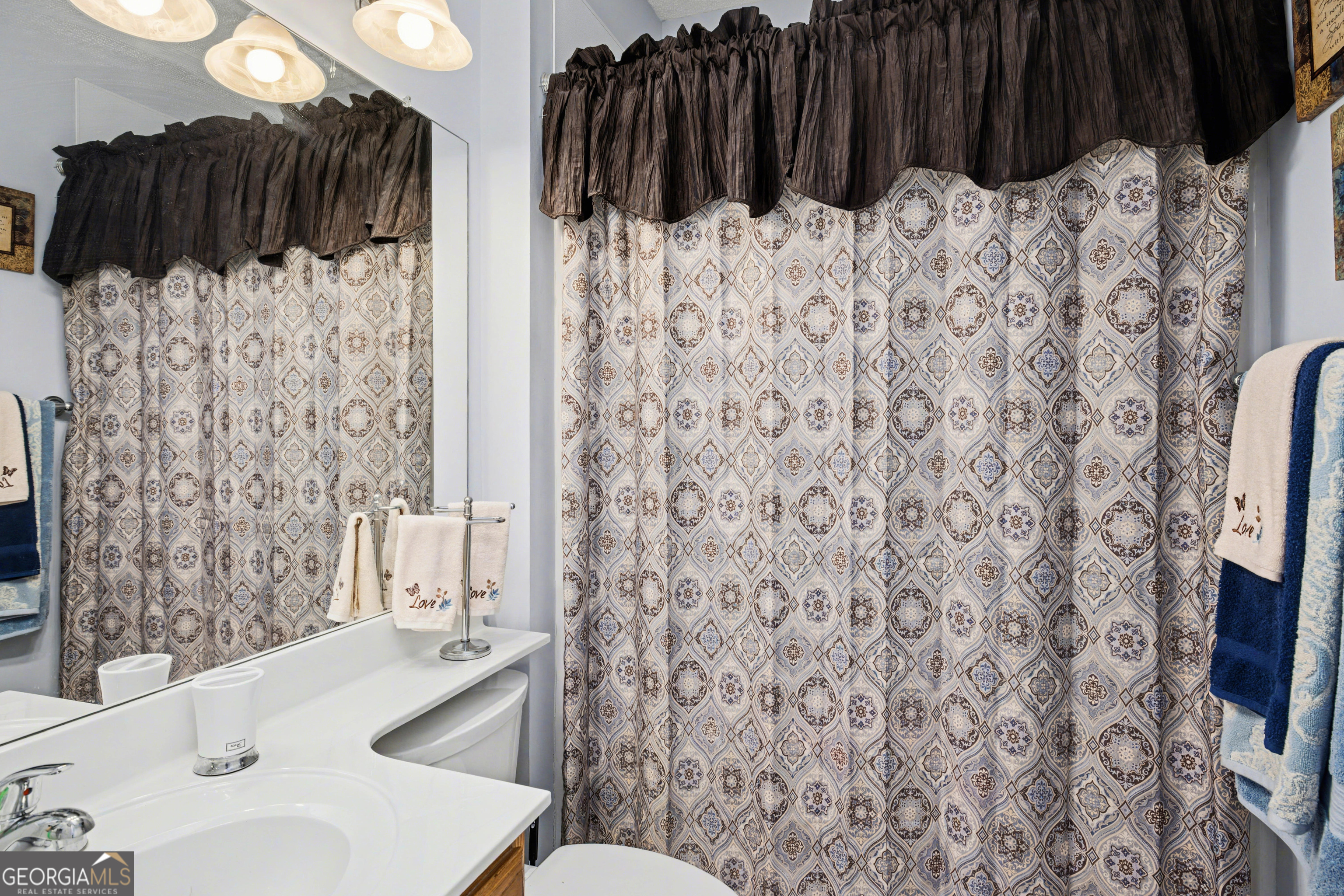 28 Vista Bella Way Newnan GA 30265