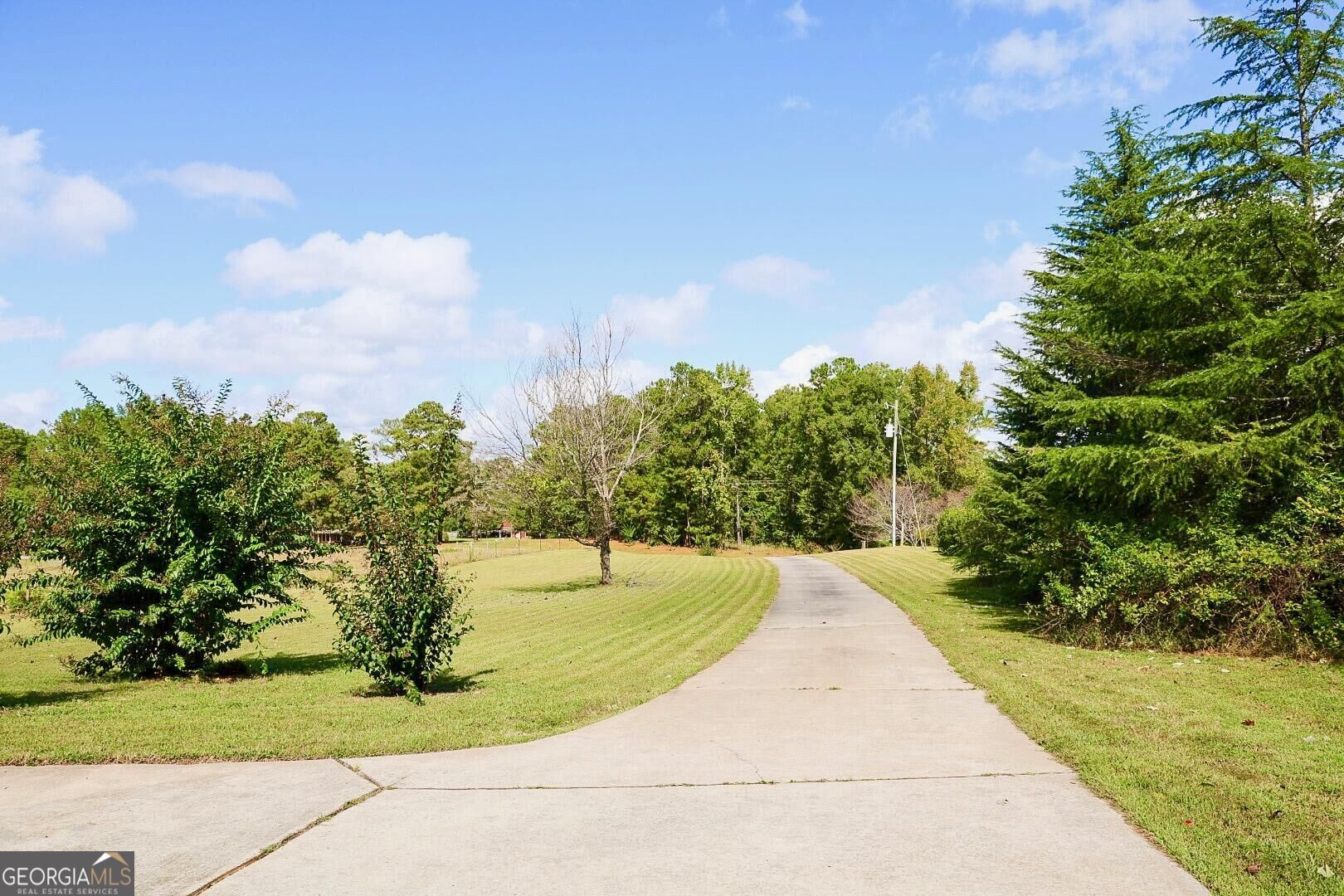 2454 Adams Road The Rock GA 30285