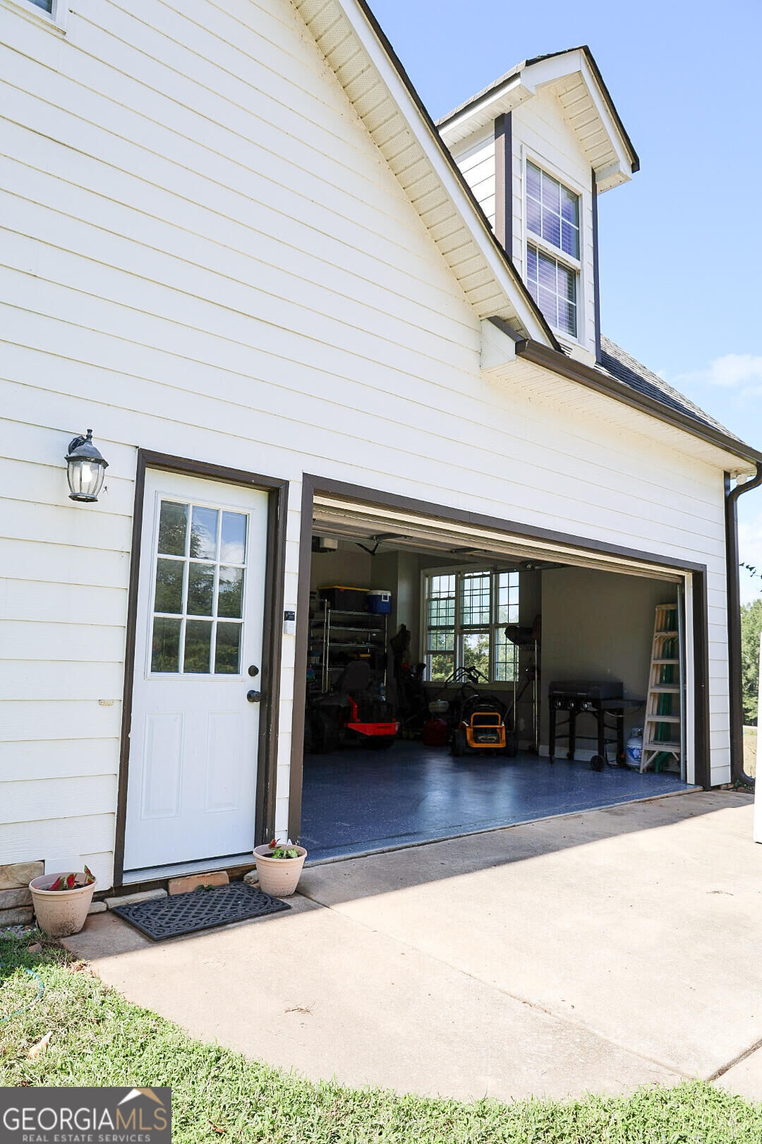 2454 Adams Road The Rock GA 30285