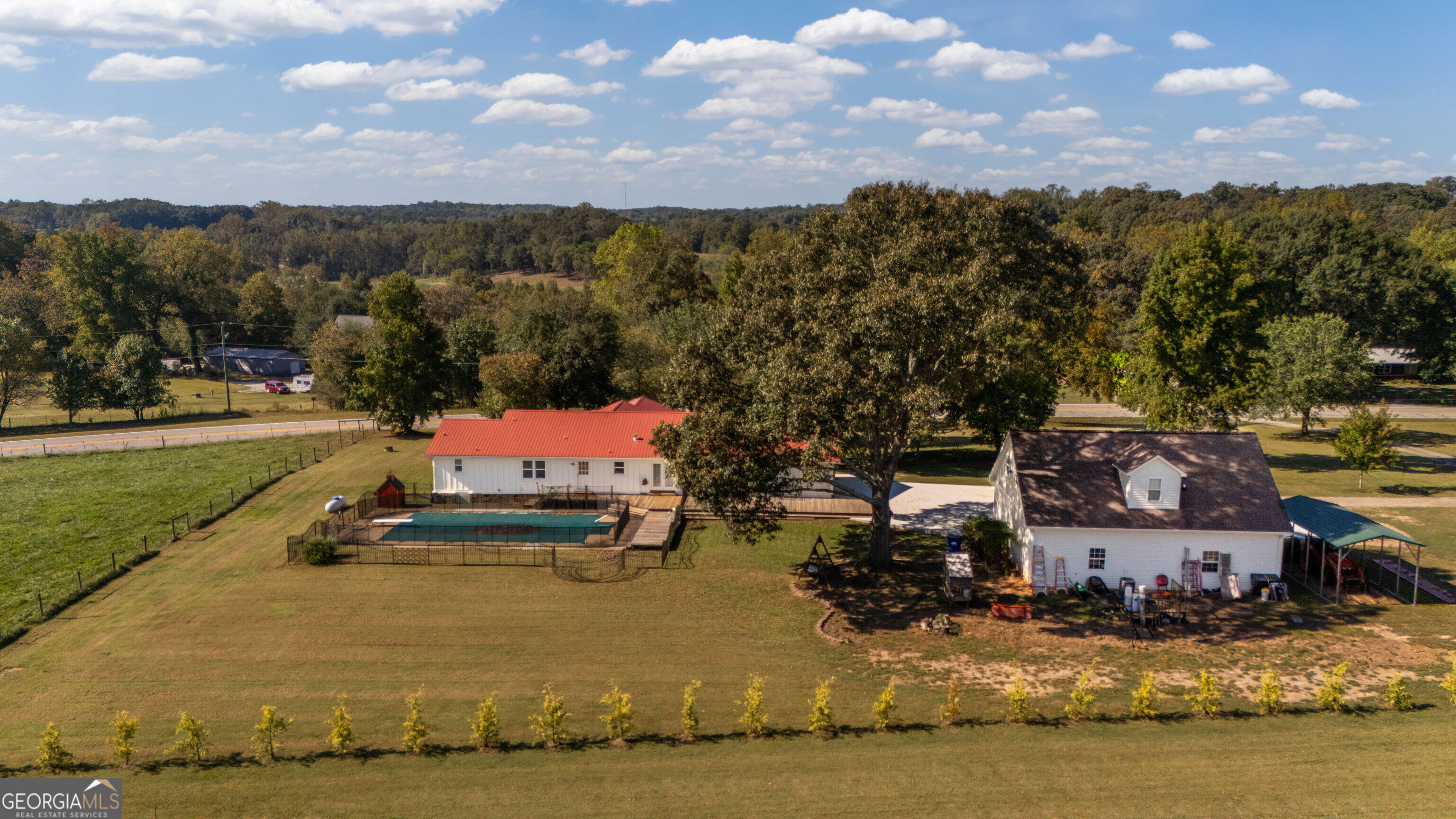 2111 Highway 323 Gillsville GA 30543