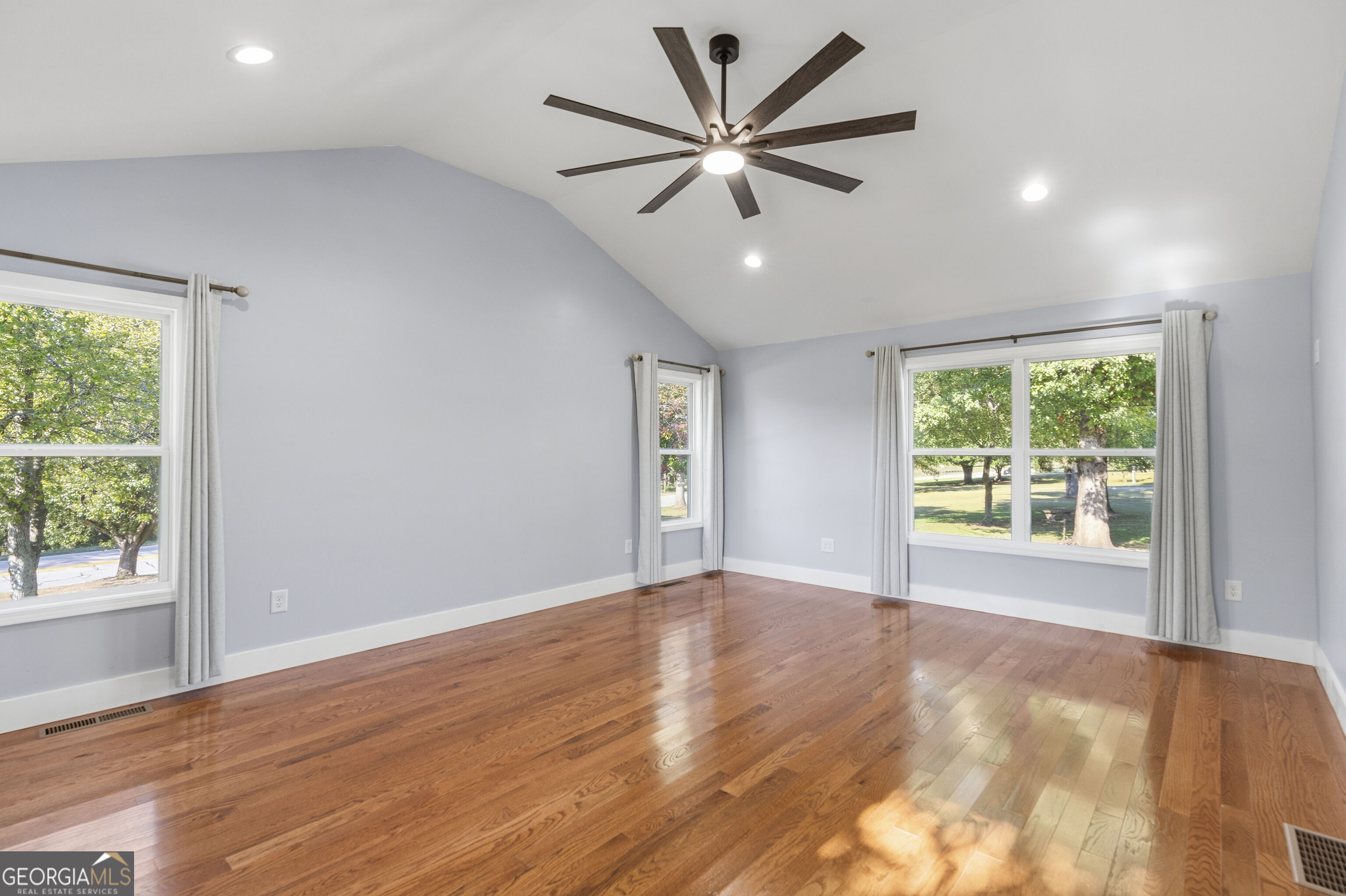 2111 Highway 323 Gillsville GA 30543
