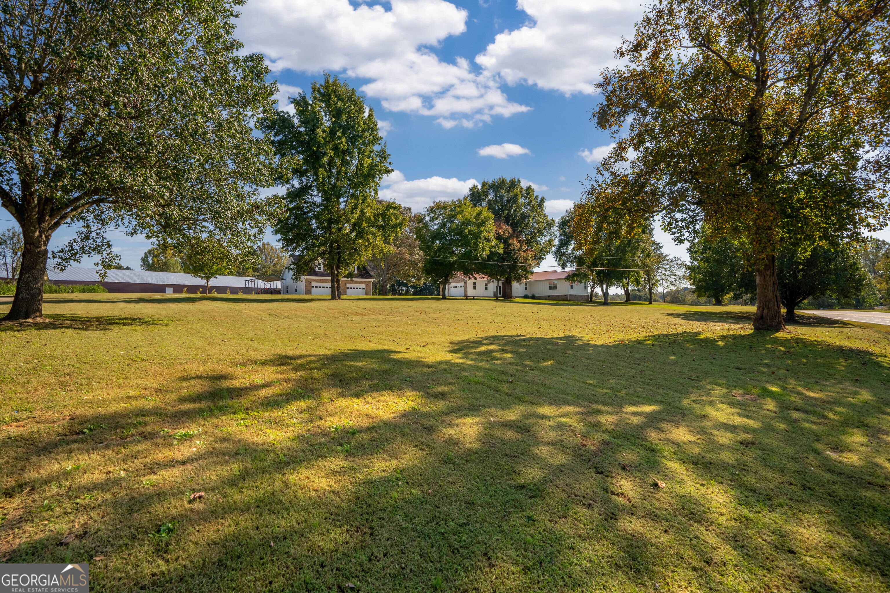 2111 Highway 323 Gillsville GA 30543