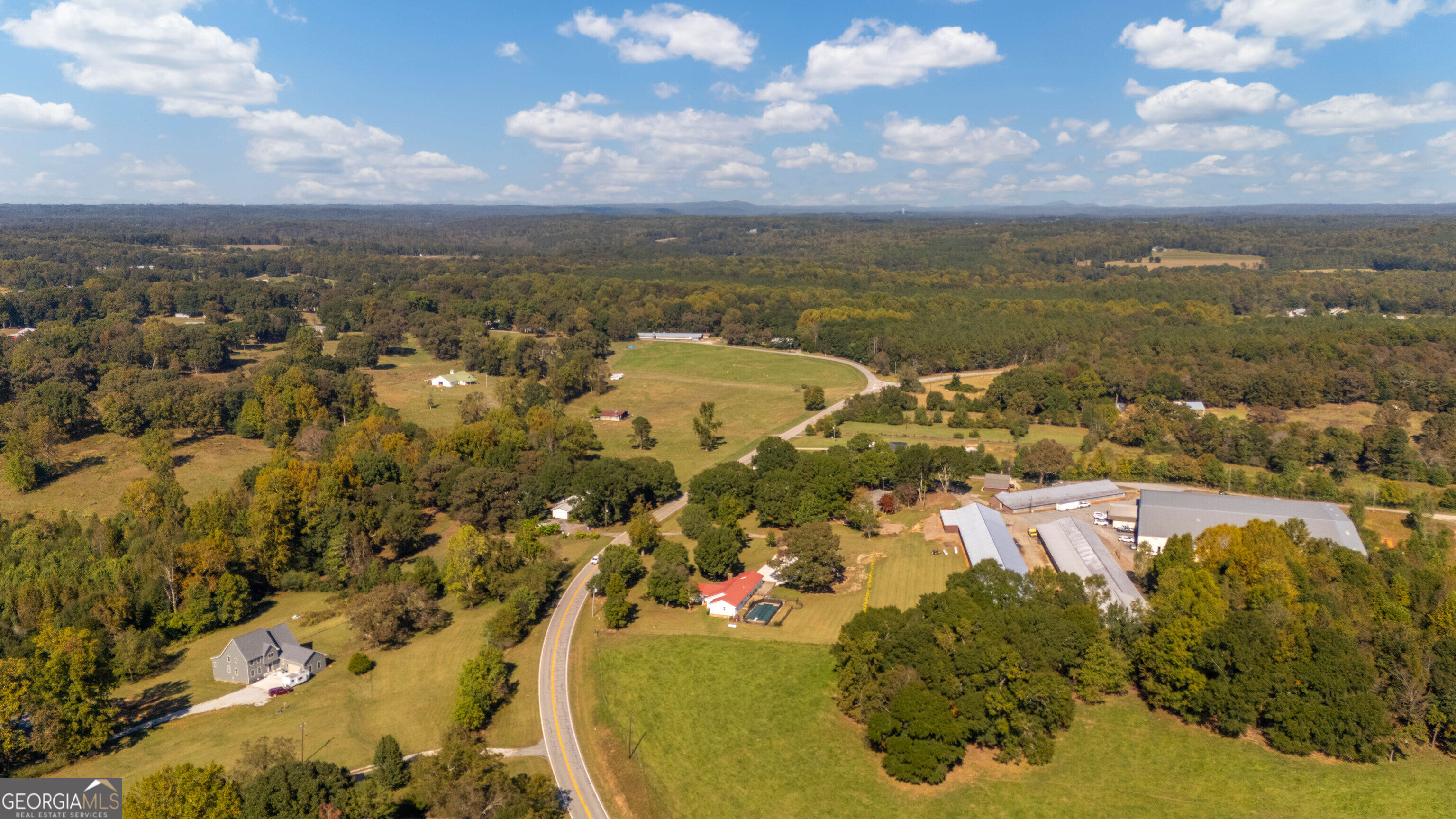 2111 Highway 323 Gillsville GA 30543