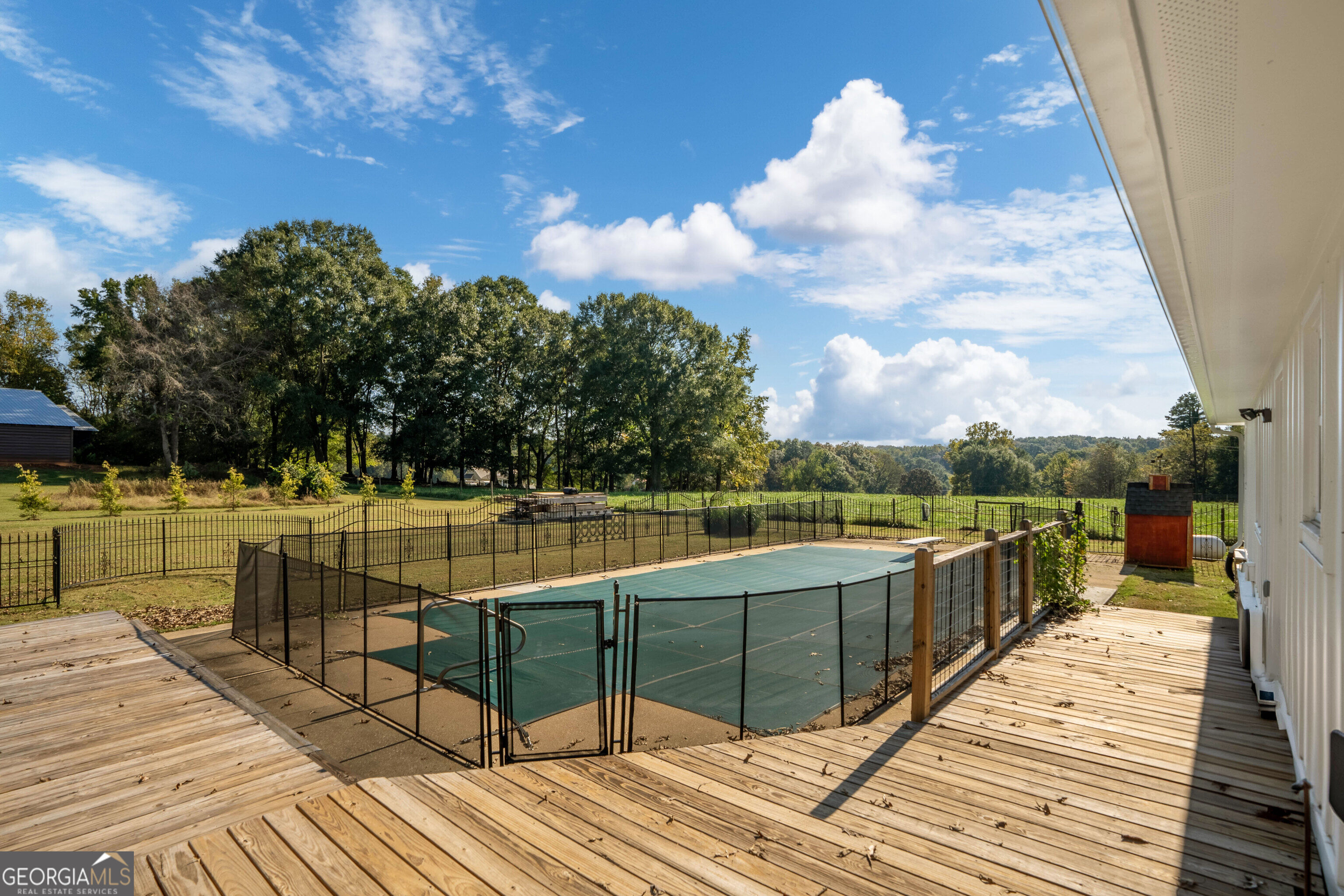 2111 Highway 323 Gillsville GA 30543