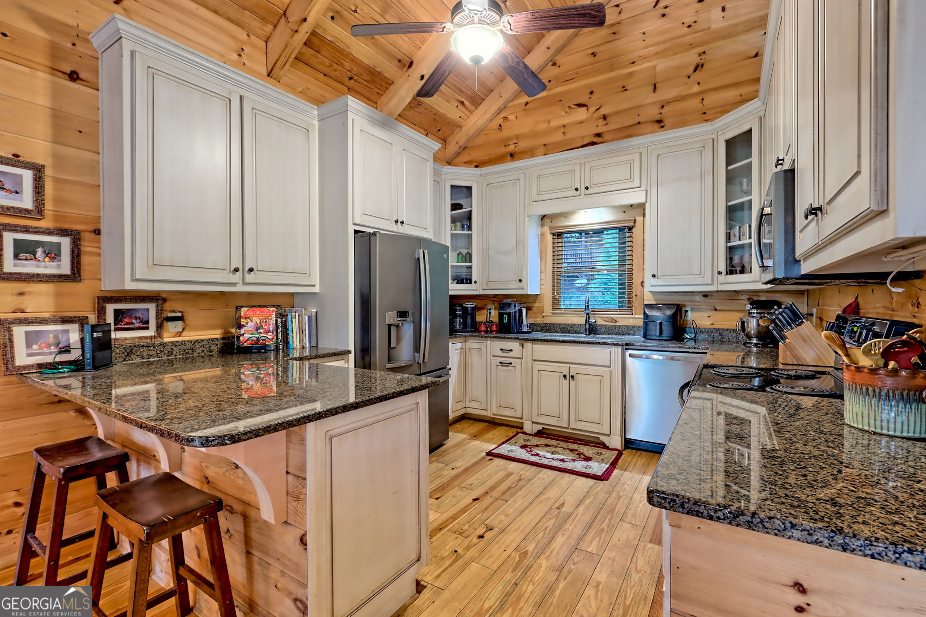 407 Blackberry Drive Rabun Gap GA 30568