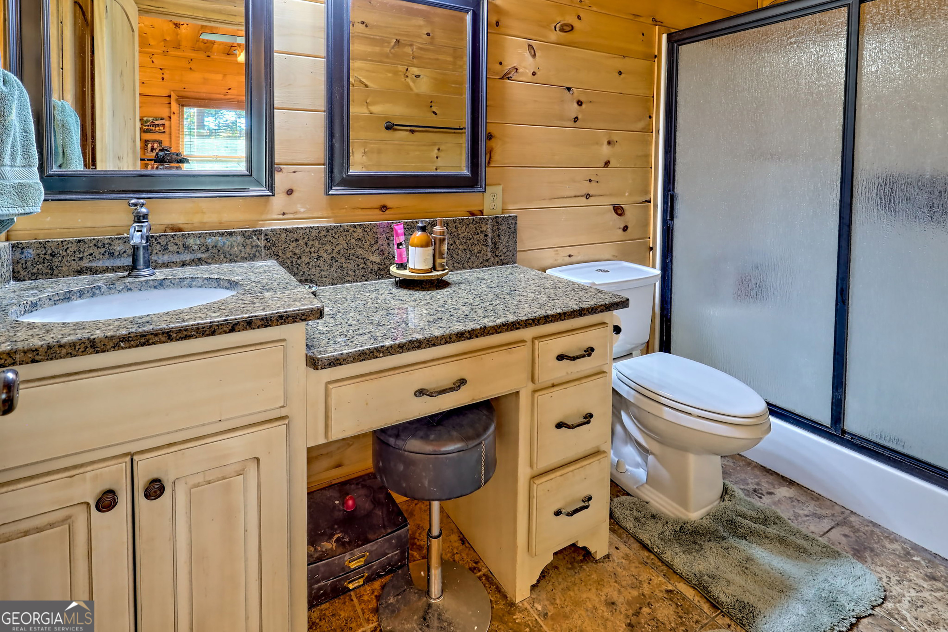 407 Blackberry Drive Rabun Gap GA 30568