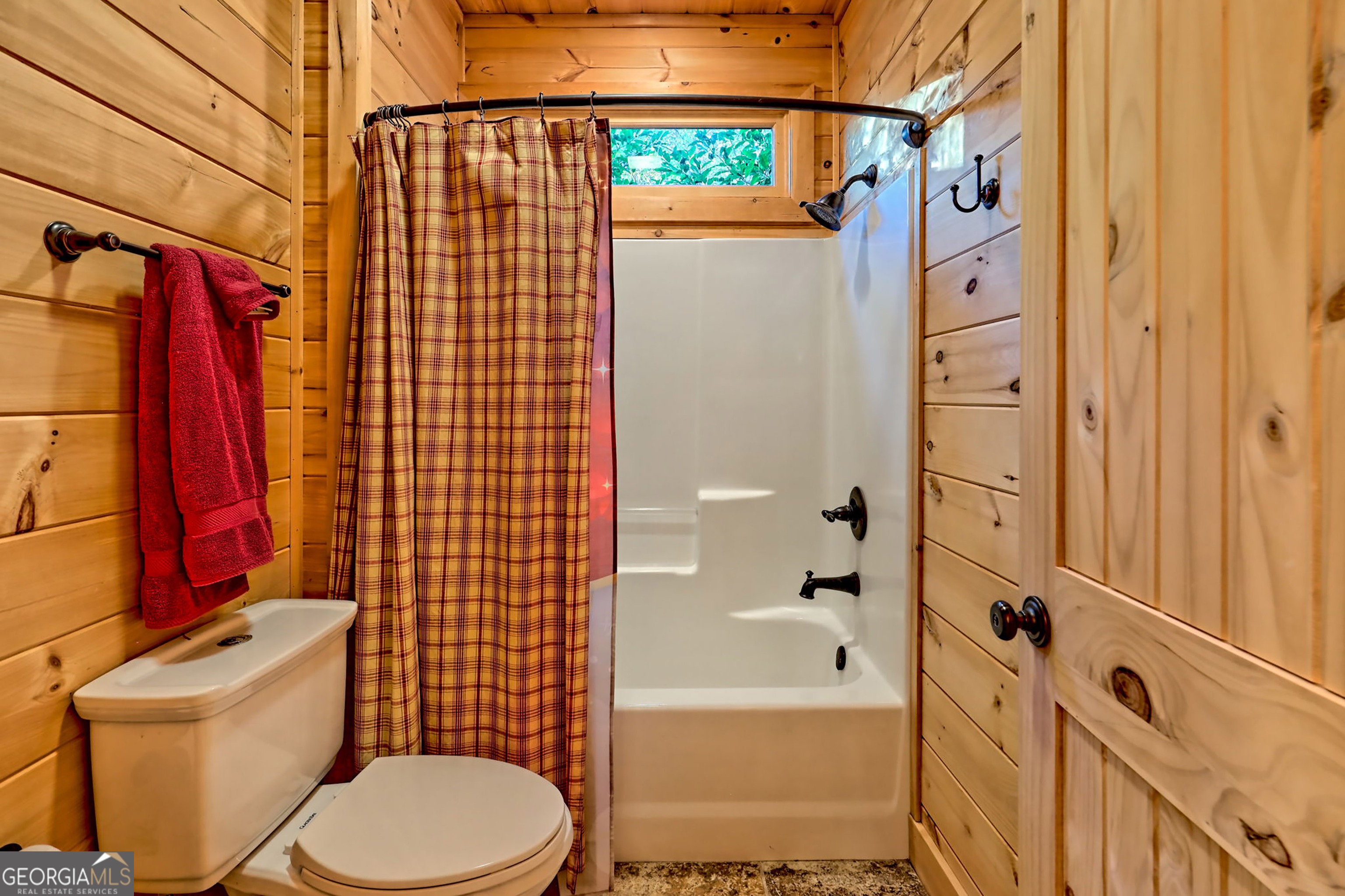 407 Blackberry Drive Rabun Gap GA 30568