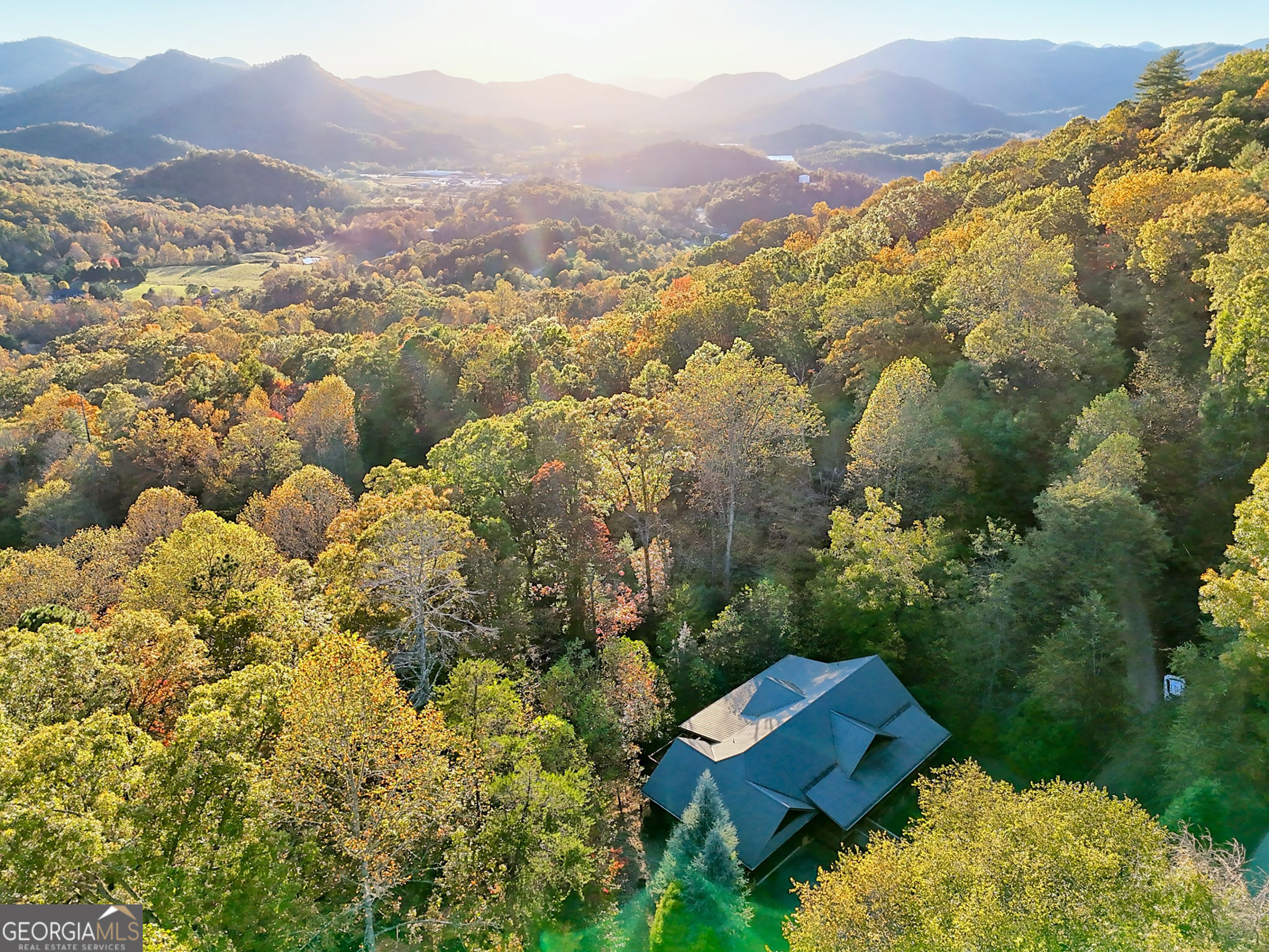 407 Blackberry Drive Rabun Gap GA 30568