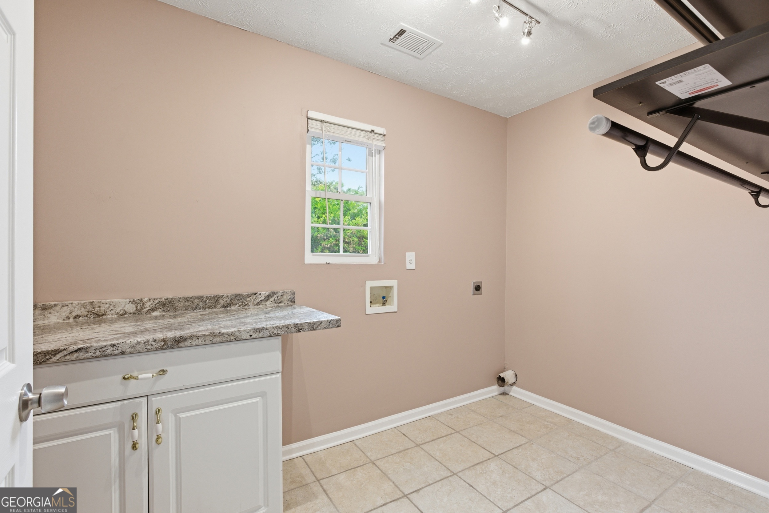 1026 Carriage Way Loganville GA 30052