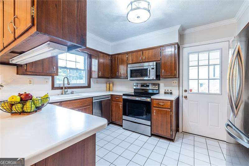 2976 Atterberry Court Decatur GA 30033