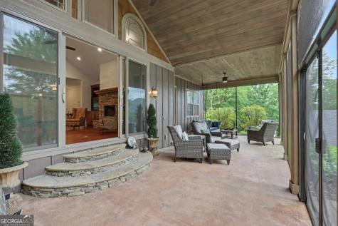 1680 Stonecrest Circle Hiawassee GA 30546