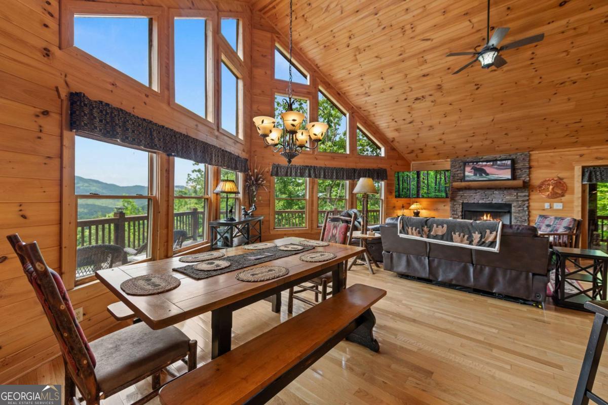58 Overlook Way Blue Ridge GA 30513