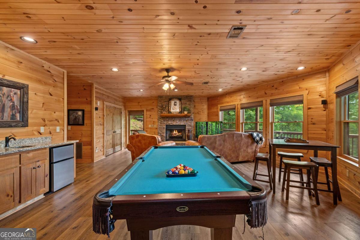58 Overlook Way Blue Ridge GA 30513
