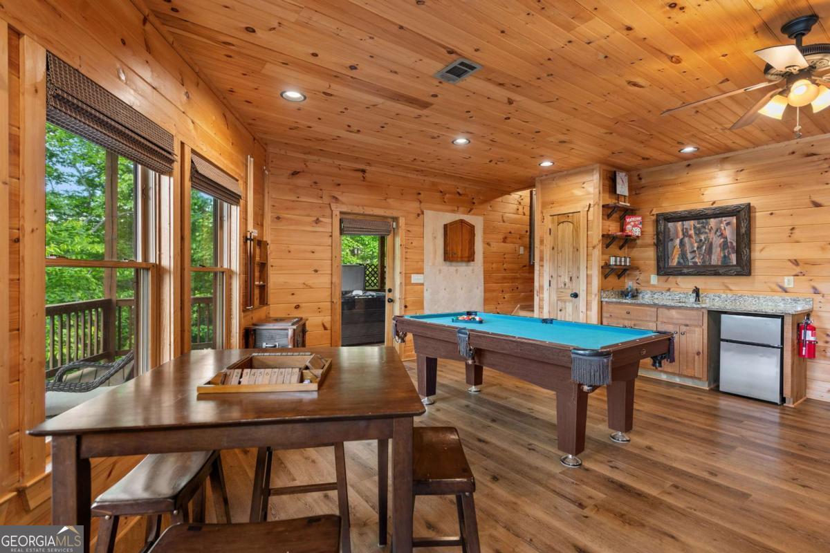58 Overlook Way Blue Ridge GA 30513