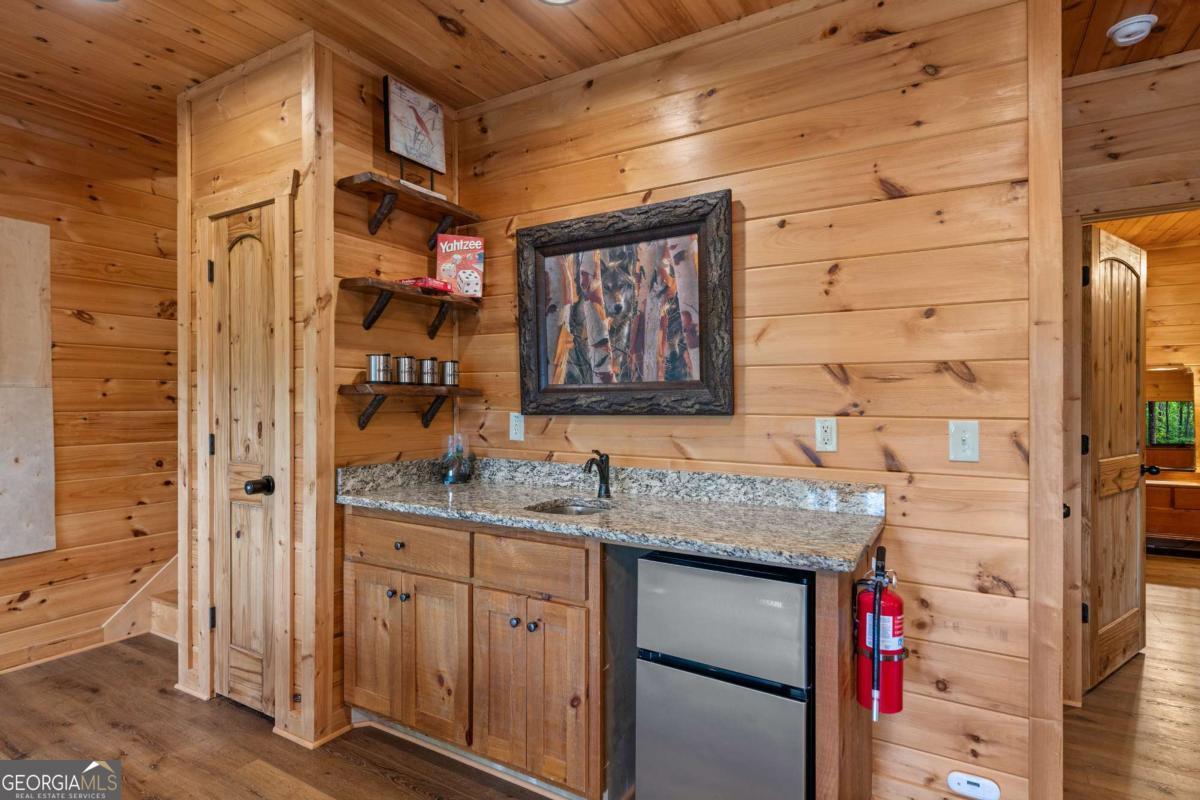 58 Overlook Way Blue Ridge GA 30513