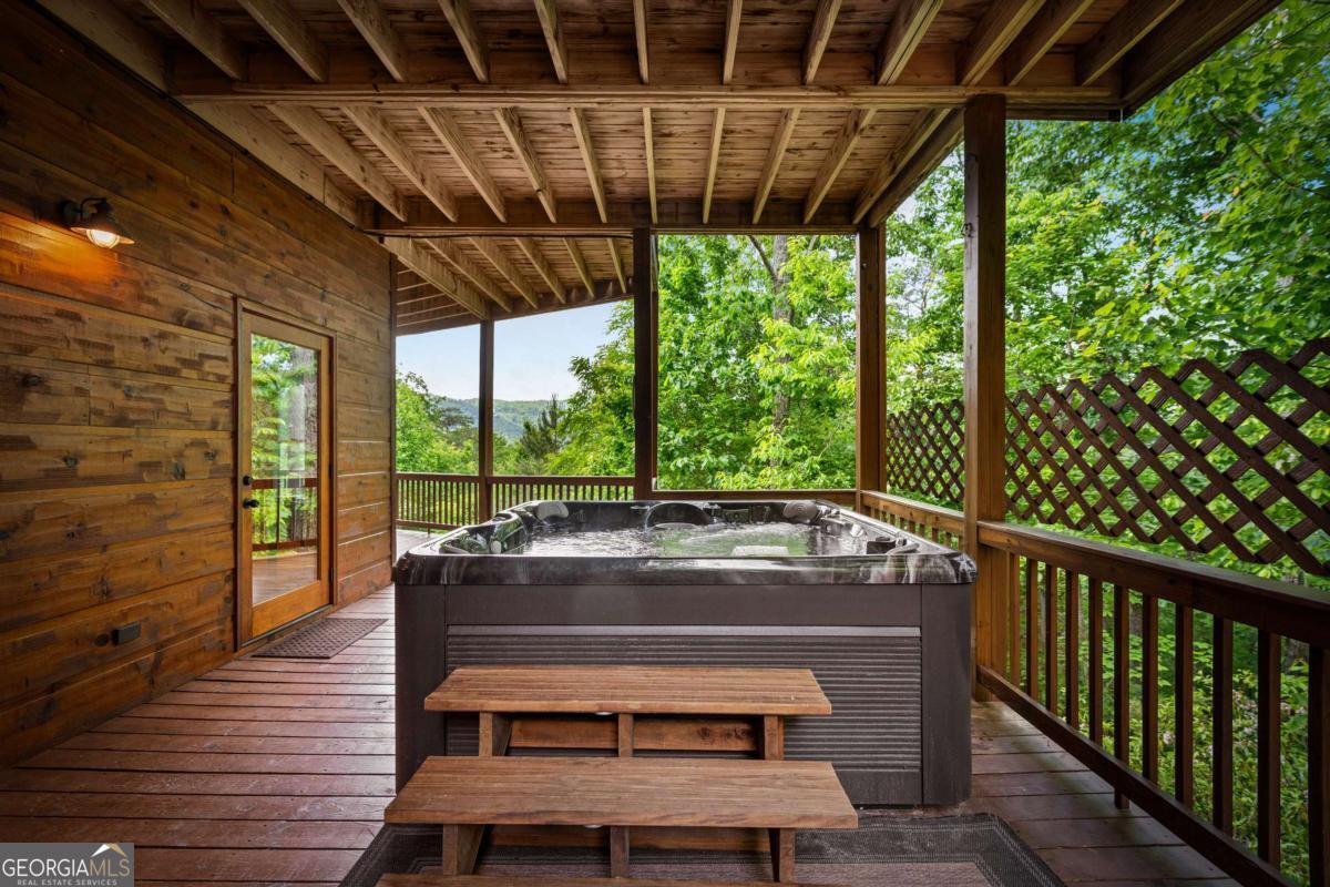 58 Overlook Way Blue Ridge GA 30513