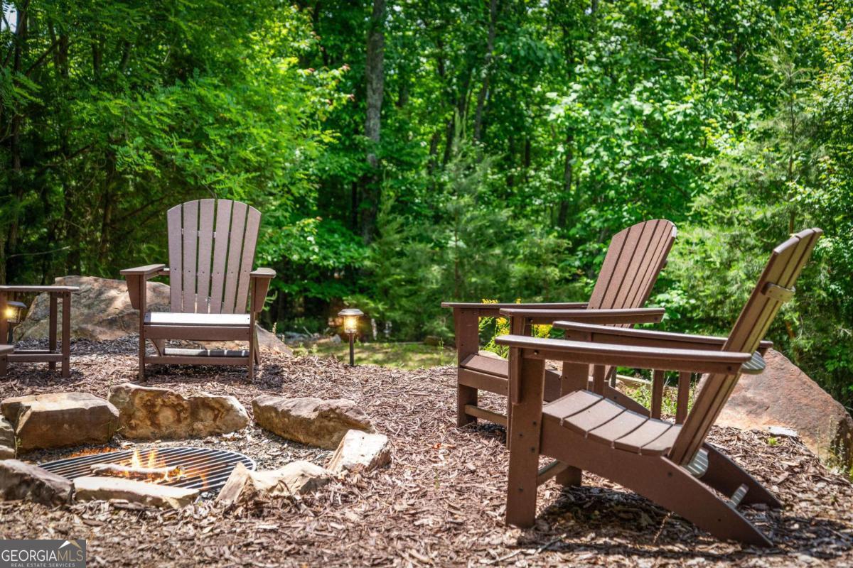 58 Overlook Way Blue Ridge GA 30513