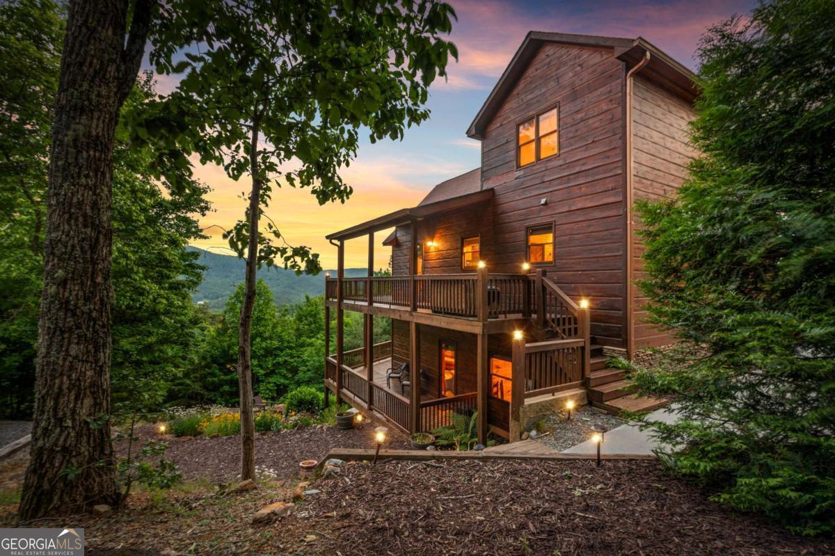 58 Overlook Way Blue Ridge GA 30513