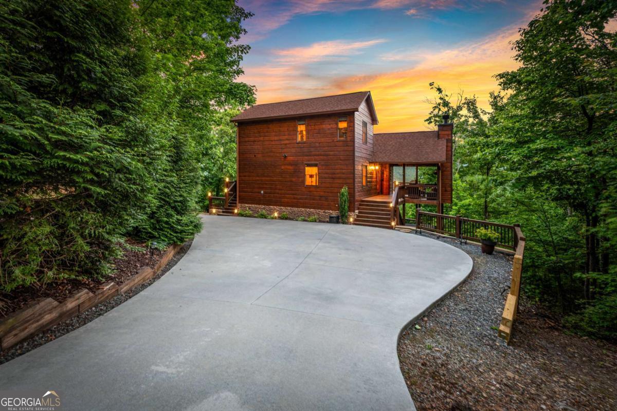 58 Overlook Way Blue Ridge GA 30513