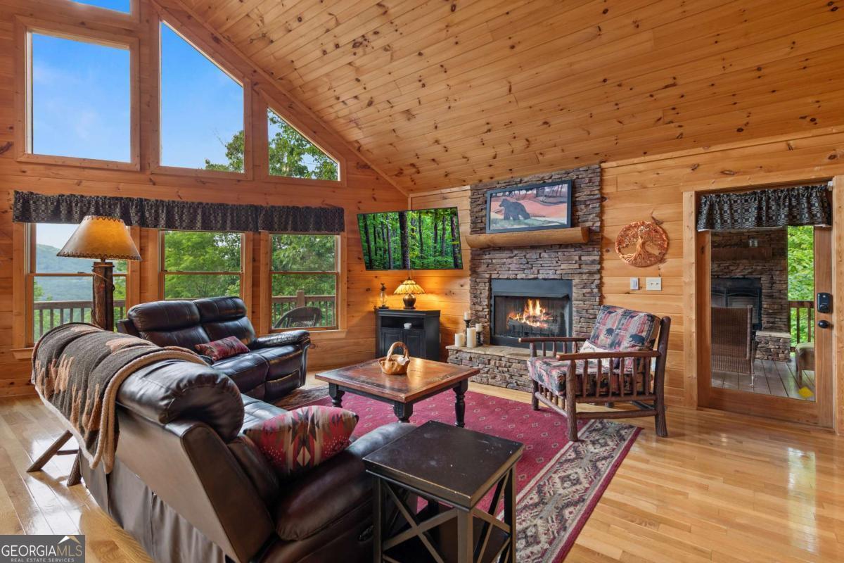 58 Overlook Way Blue Ridge GA 30513