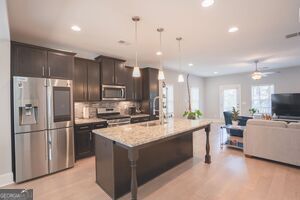 1754 Sanford Drive Atlanta GA 30318