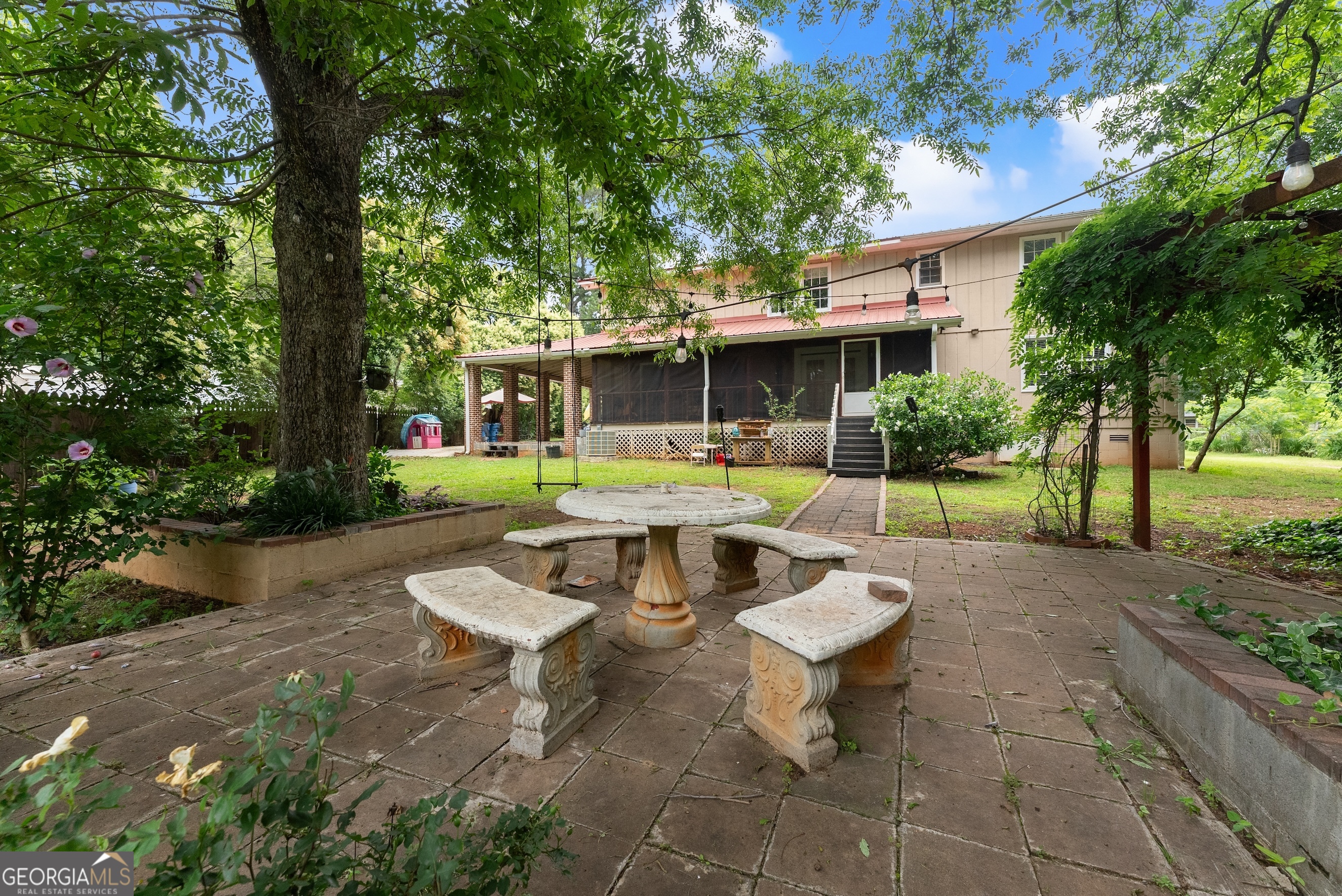 157 Glendale Heights Winterville GA 30683