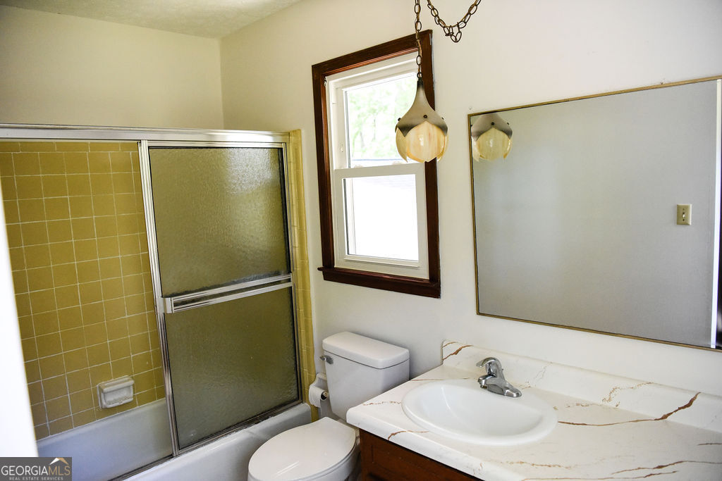50 Frasier Drive Brooks GA 30205
