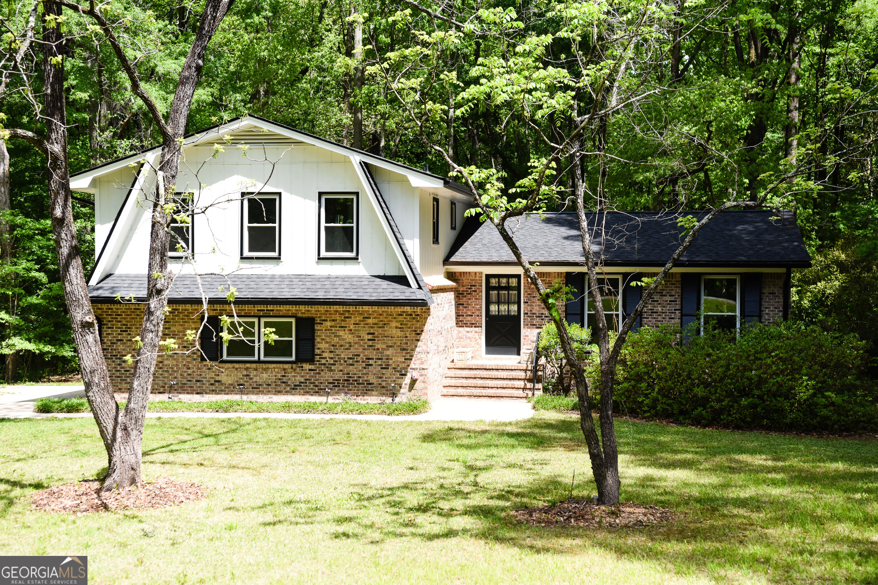 50 Frasier Drive Brooks GA 30205