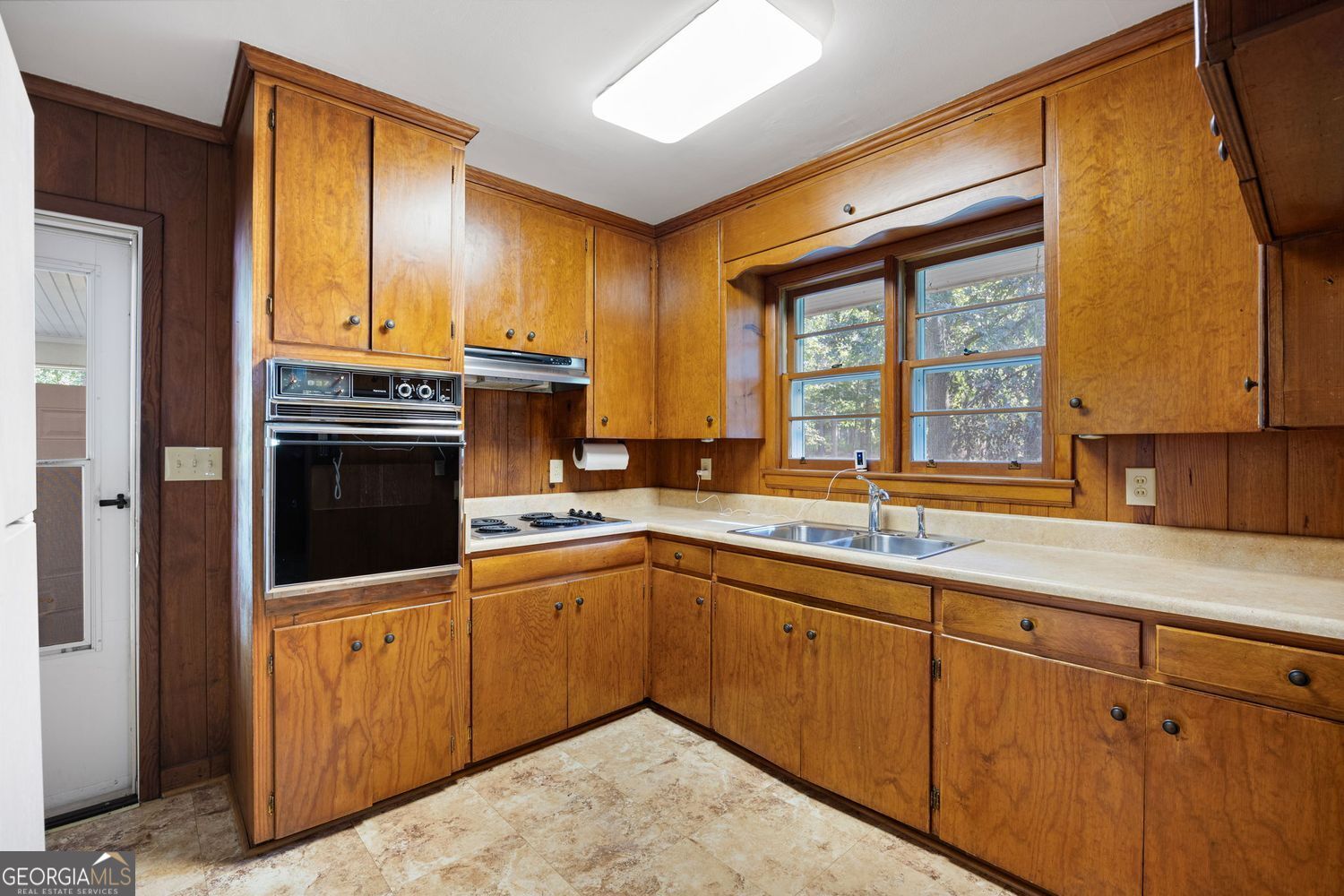 1589 Hammond Woods Circle SW Marietta GA 30008