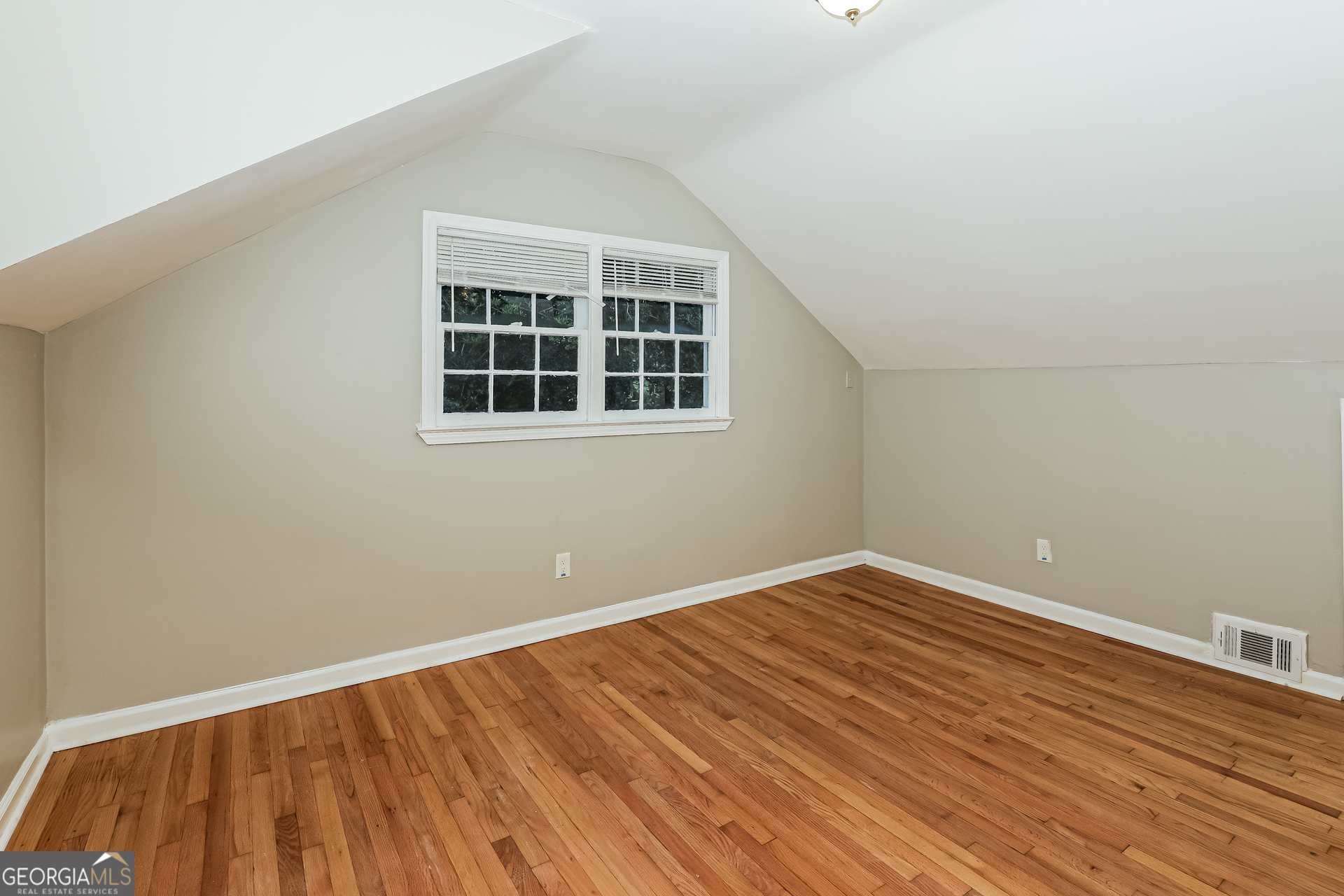 1752 Laurelwood Drive SW Atlanta GA 30311